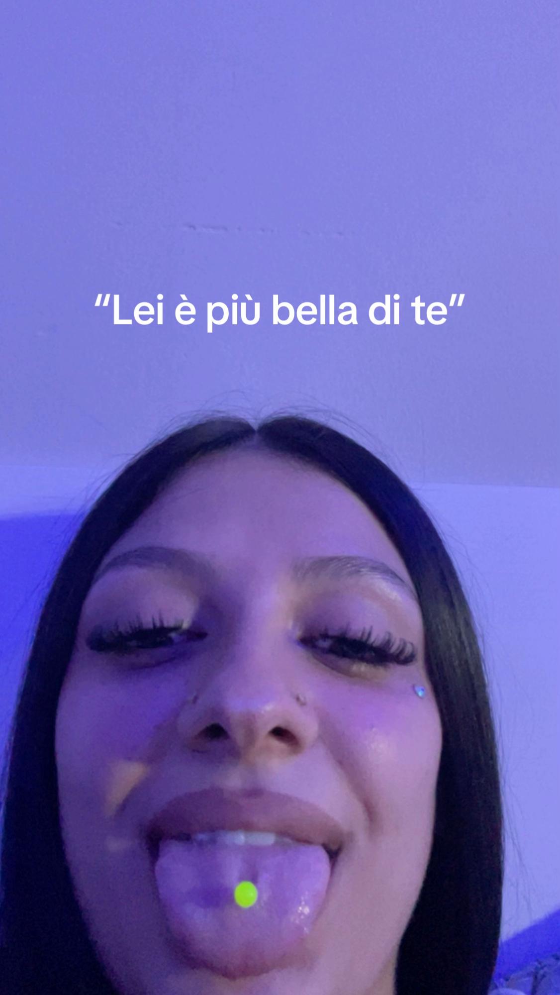 @𝟏𝟕