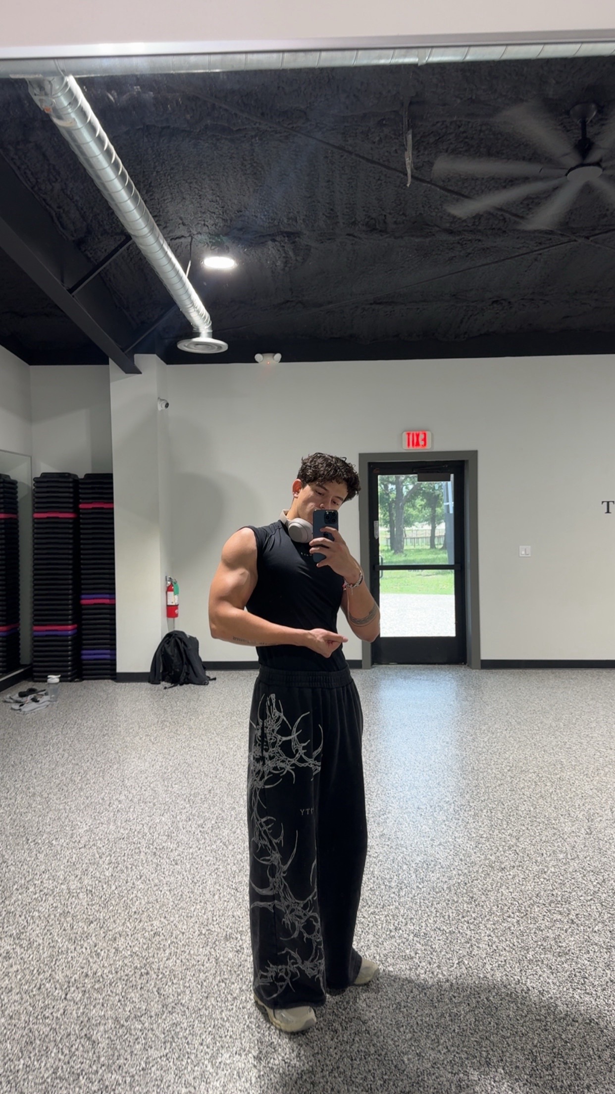 @Zeus L