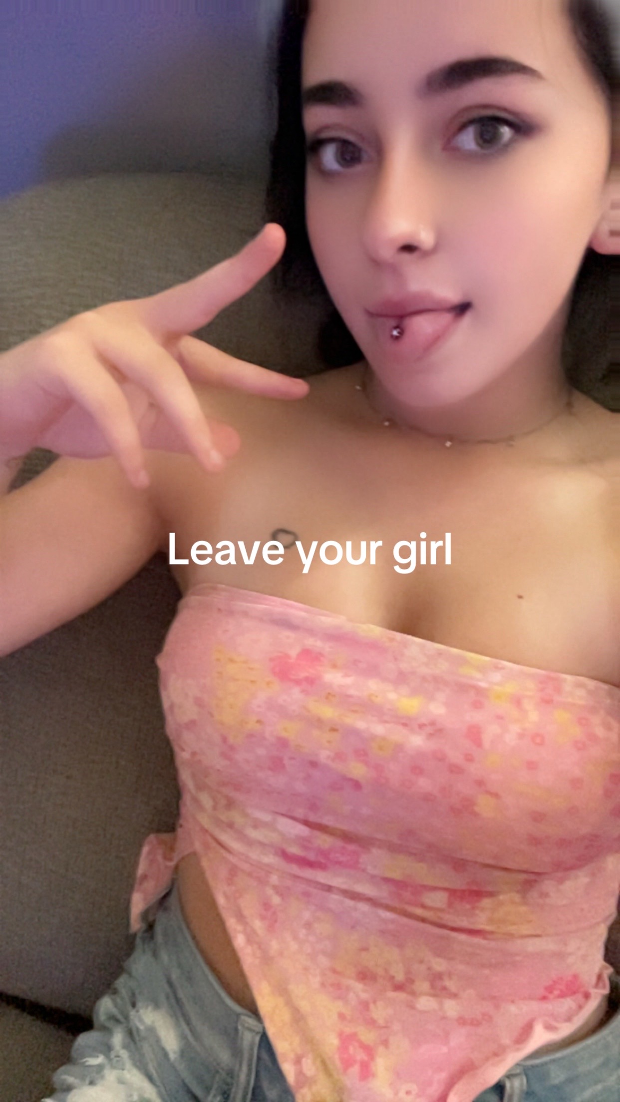 @Elli
