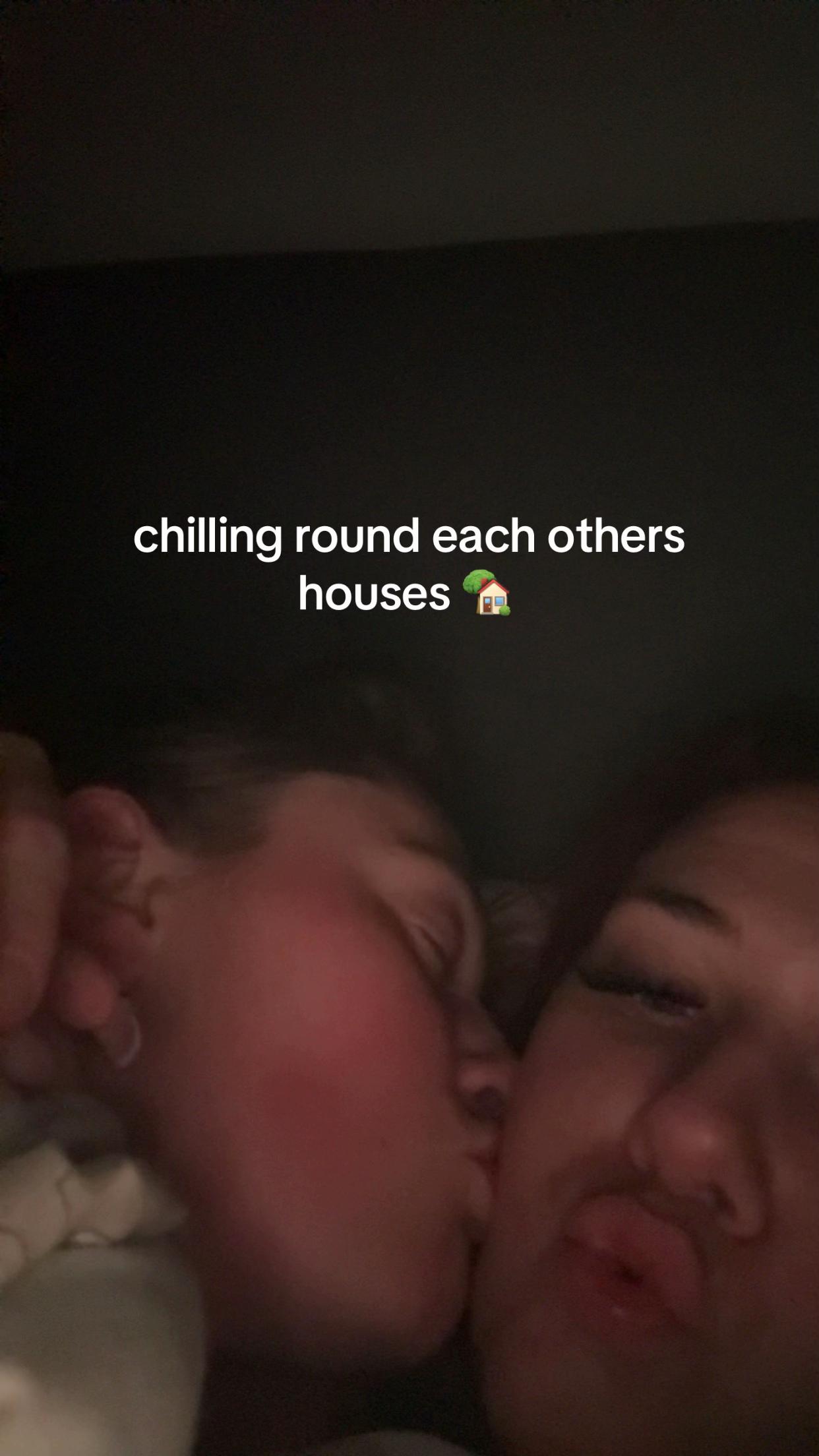 @Ells💗