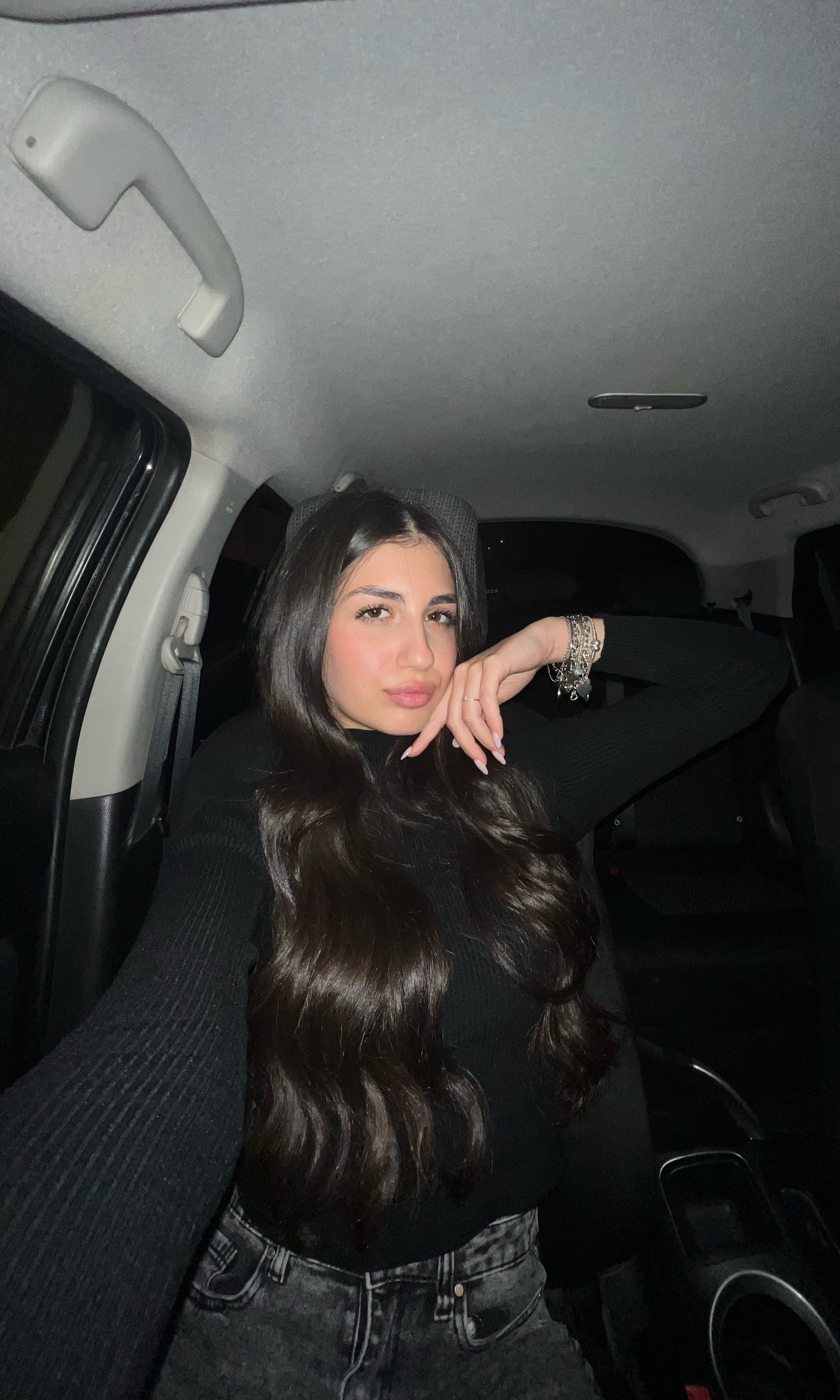 @𝑺𝒊𝒎𝒐𝒏𝒂