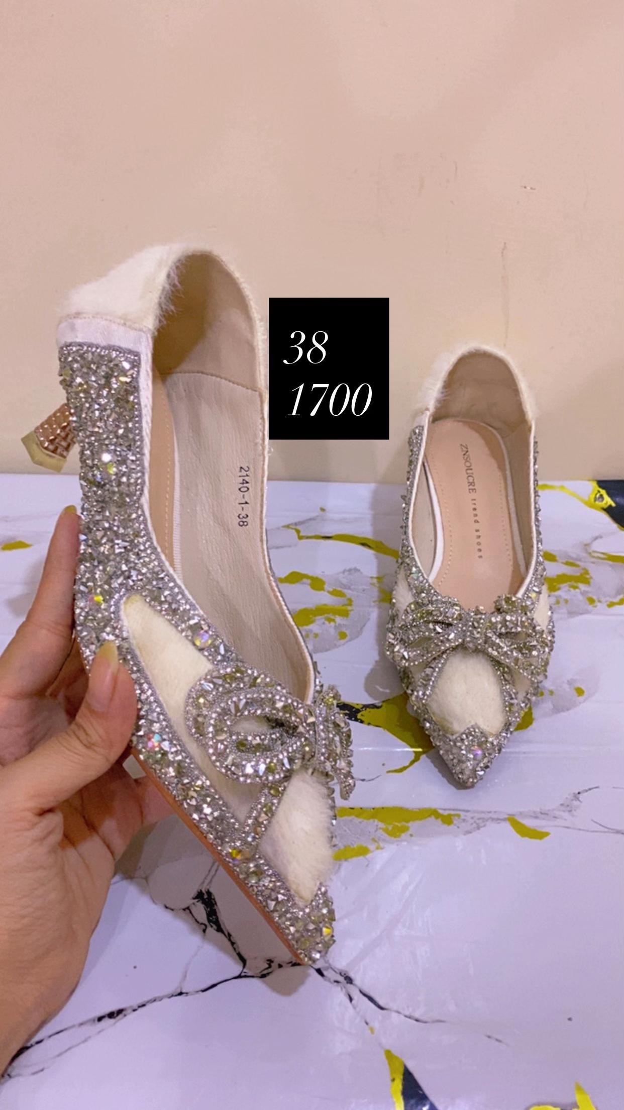 @Trendy heelz