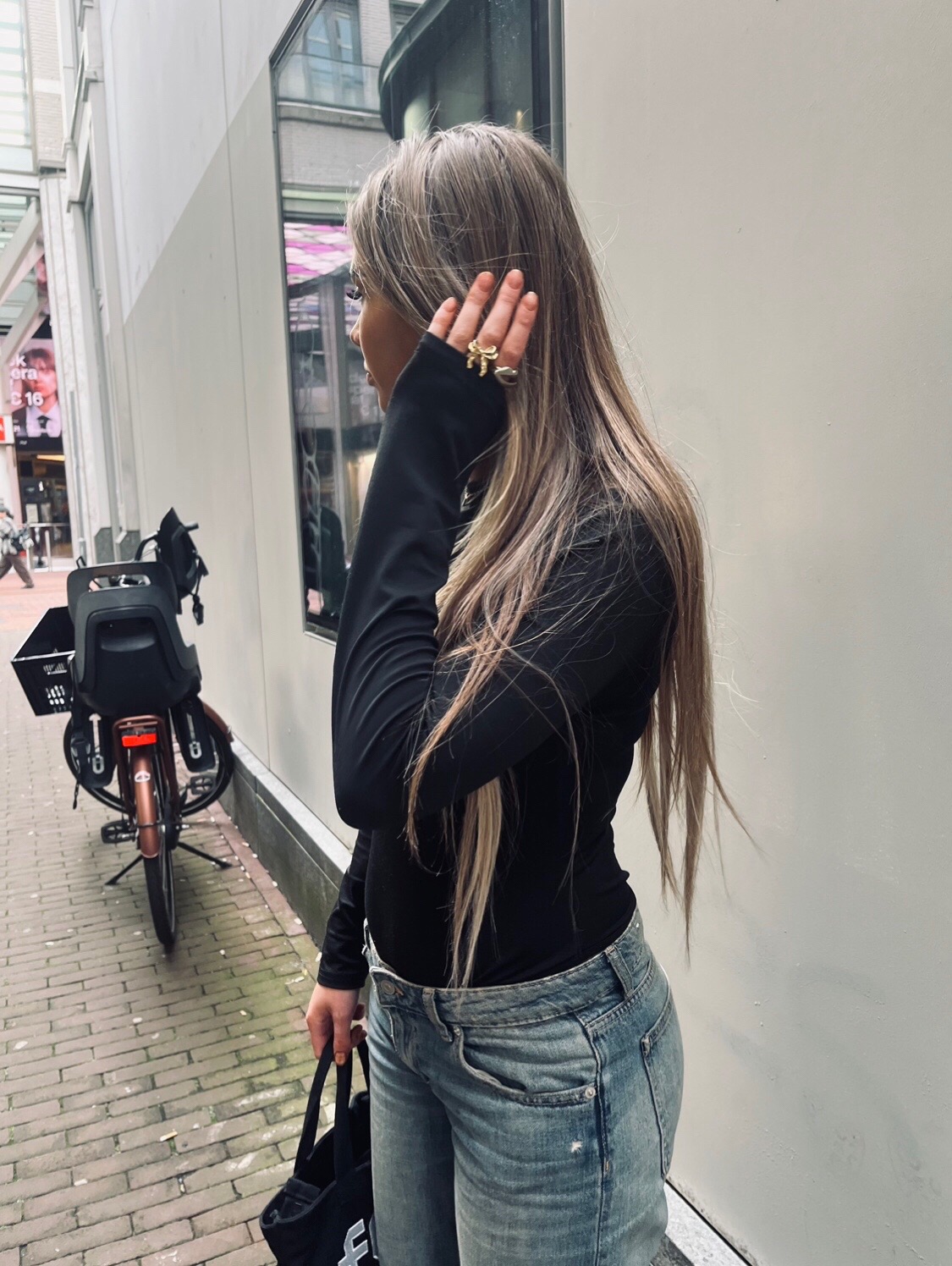@𝐅𝐋𝐄𝐔𝐑 𝐒𝐎𝐏𝐇𝐈𝐄
