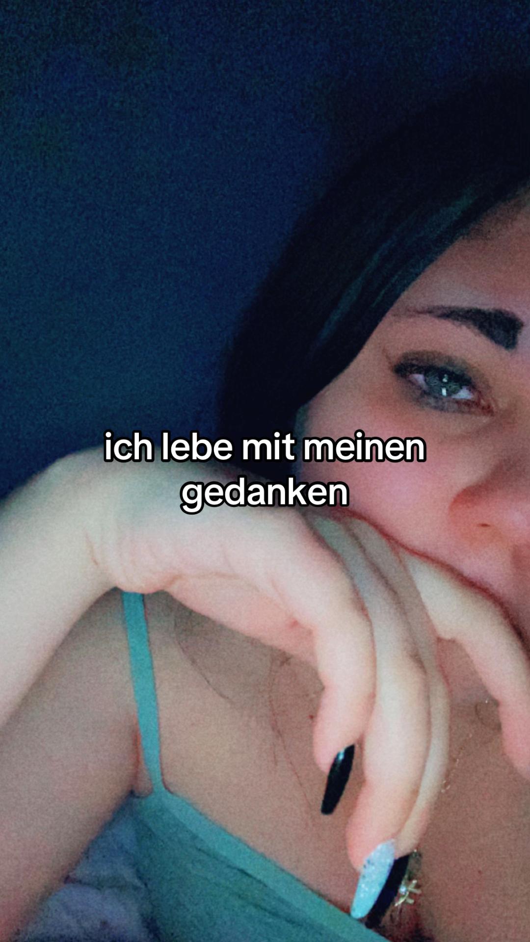 @Beccy🦋۶ৎ