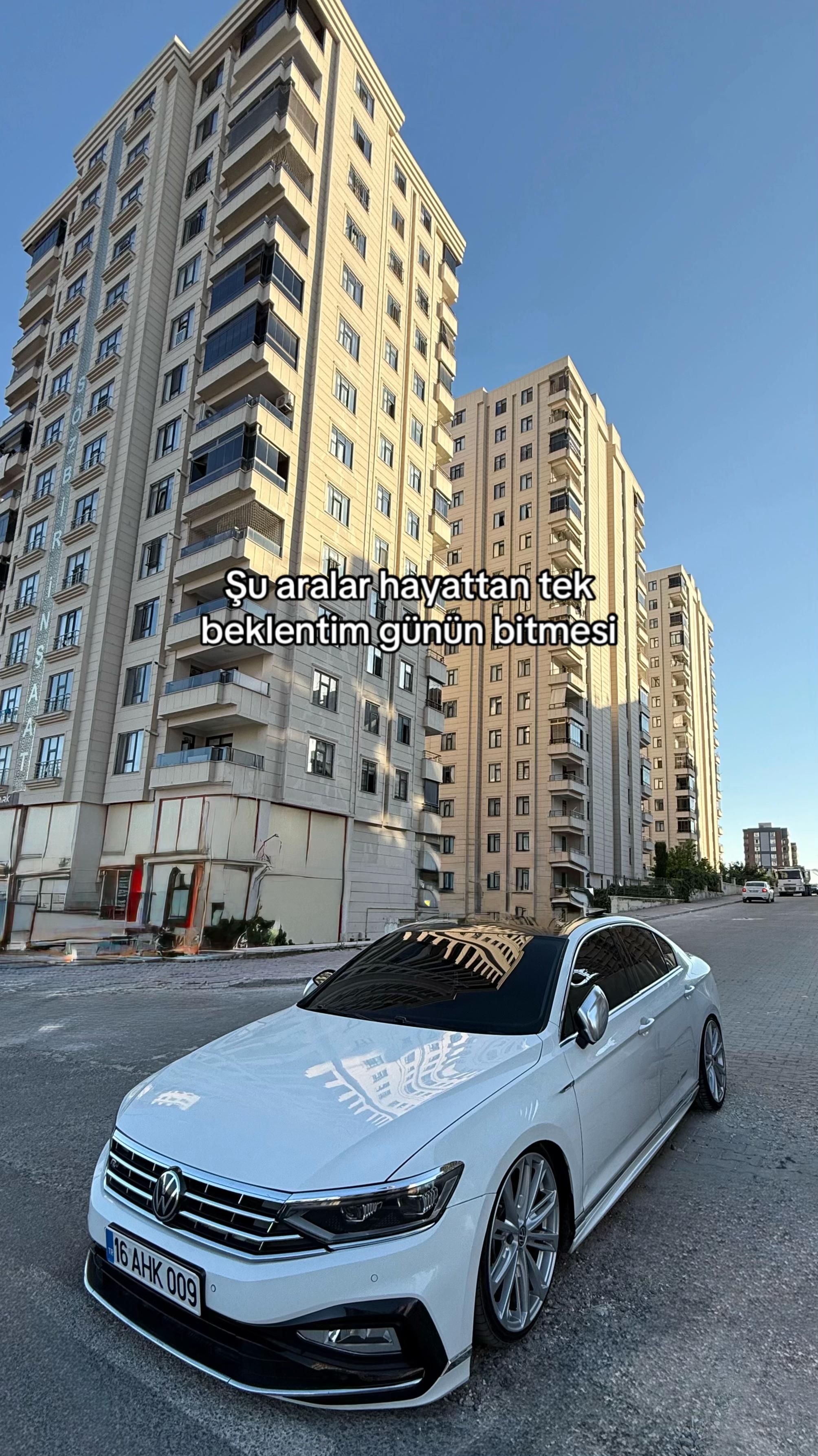 @SYD