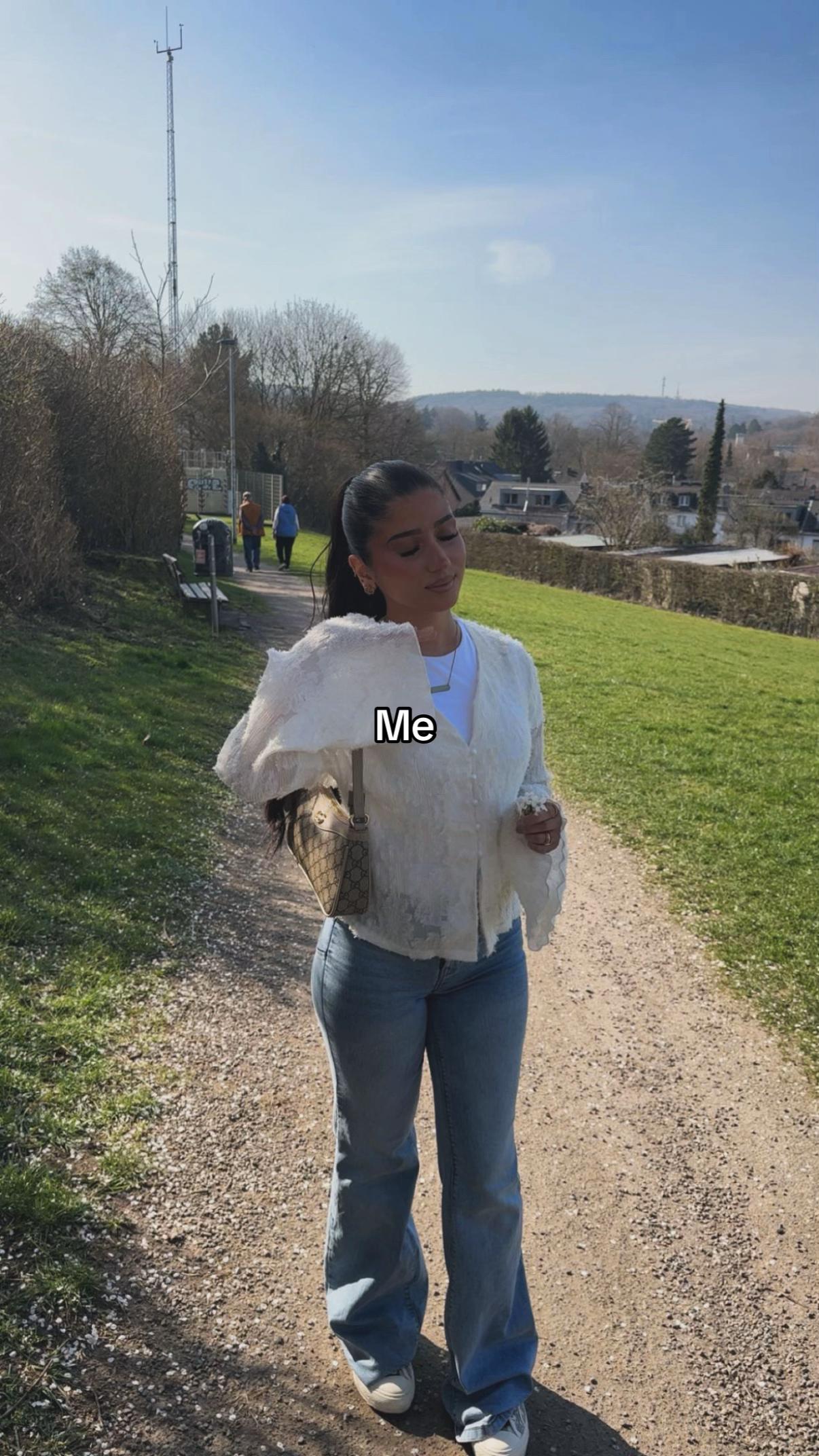 @𝐿