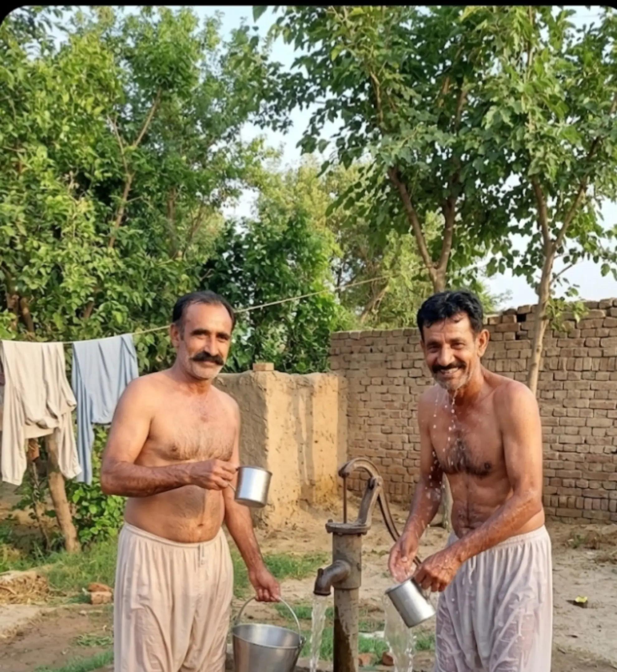 @ONLY Pakistani Daddy👍