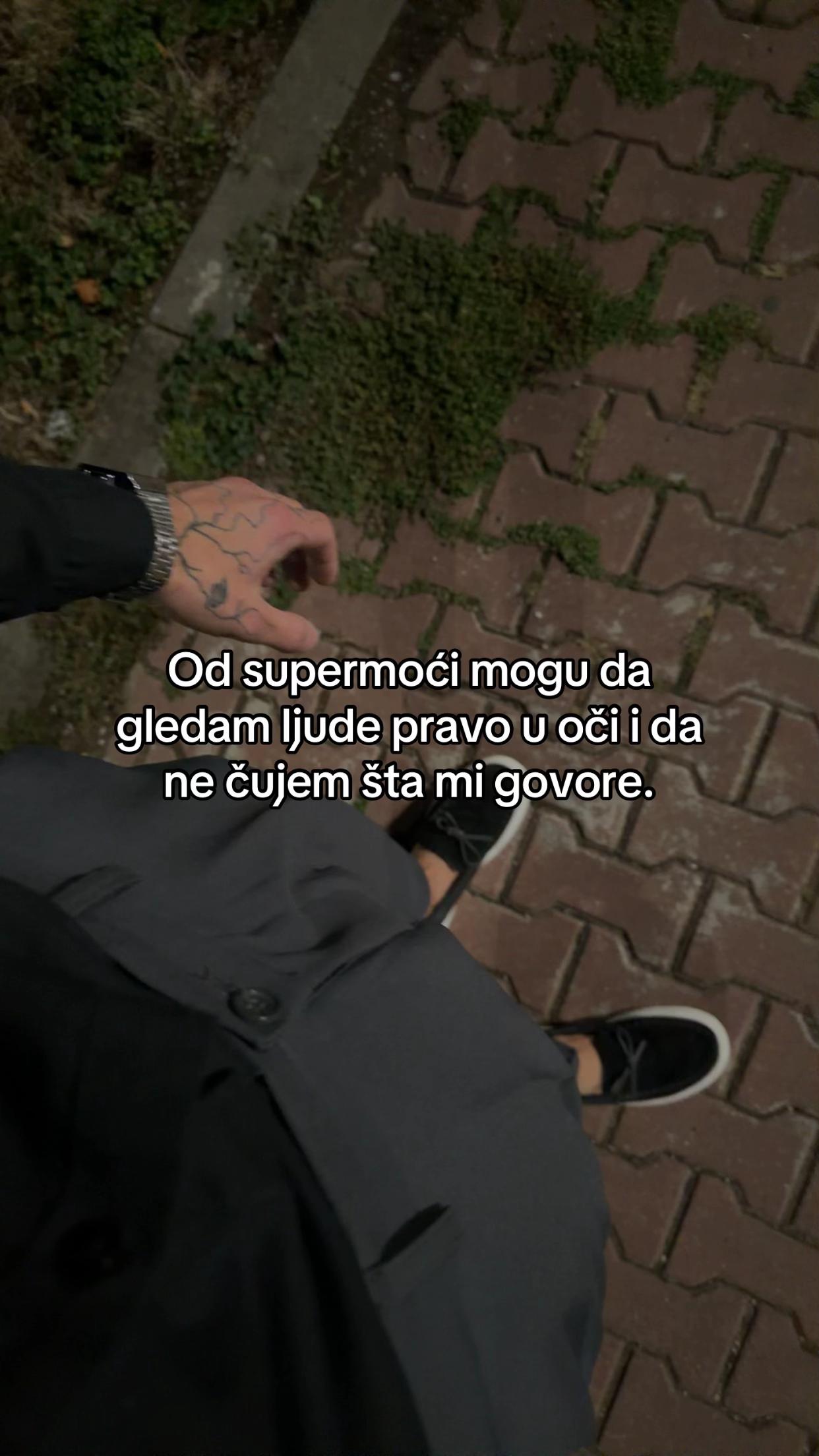 @Moćni