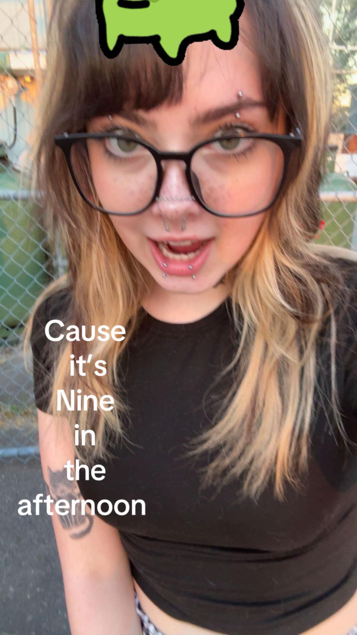 @𝕸𝖆𝖈𝖐𝖎𝖊🖤