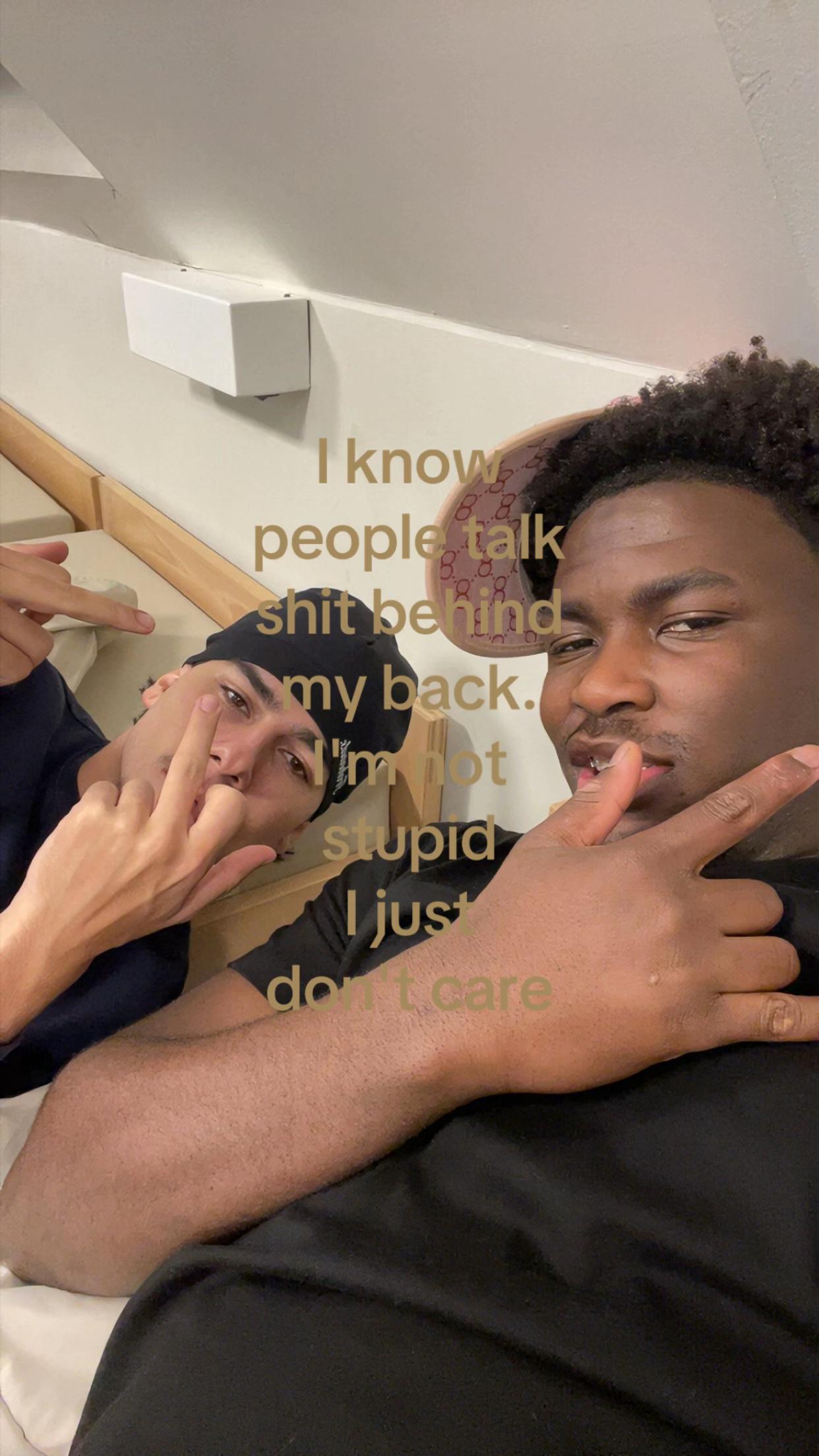 @$K_🦇
