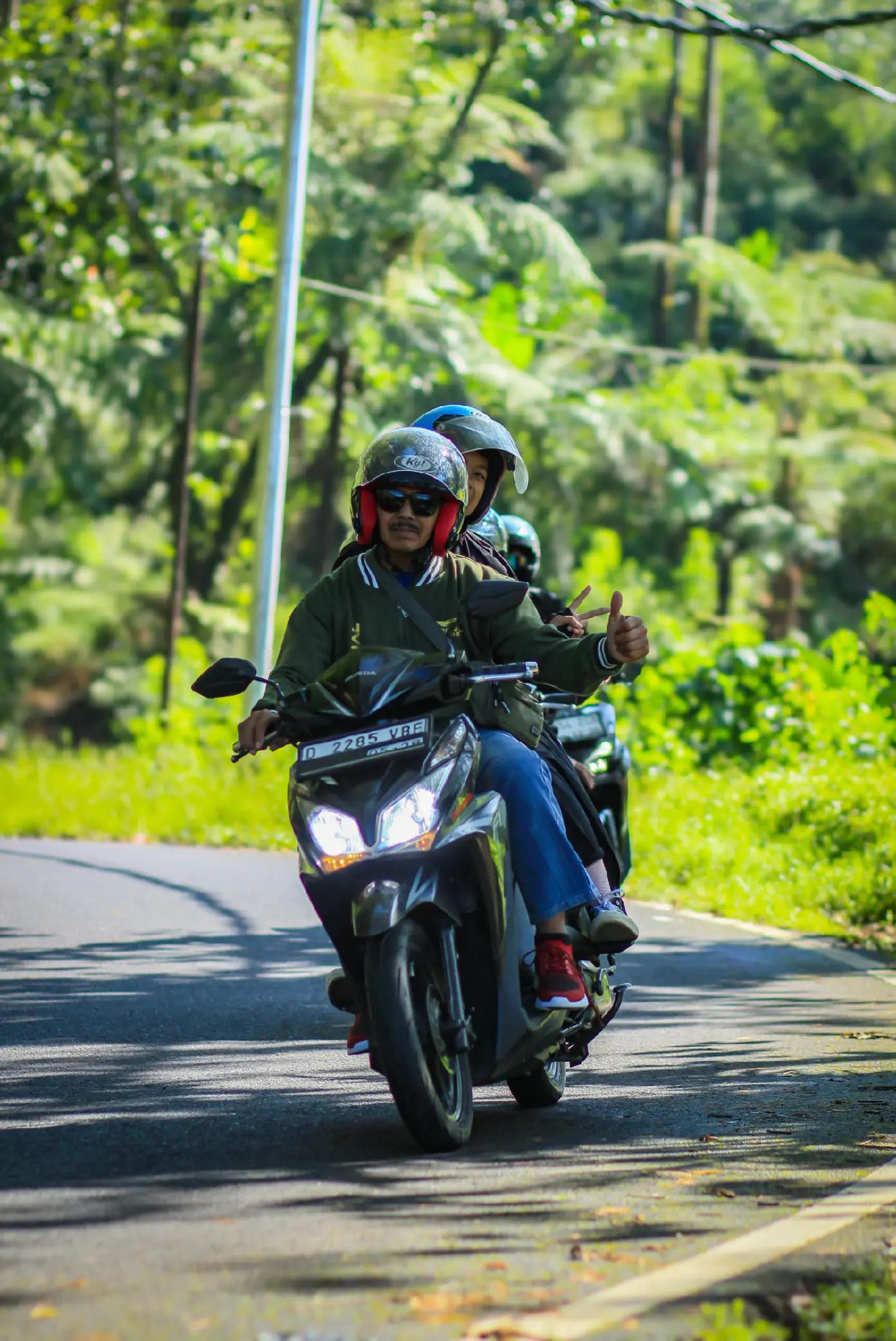 @CAH LR GN KELUD 031