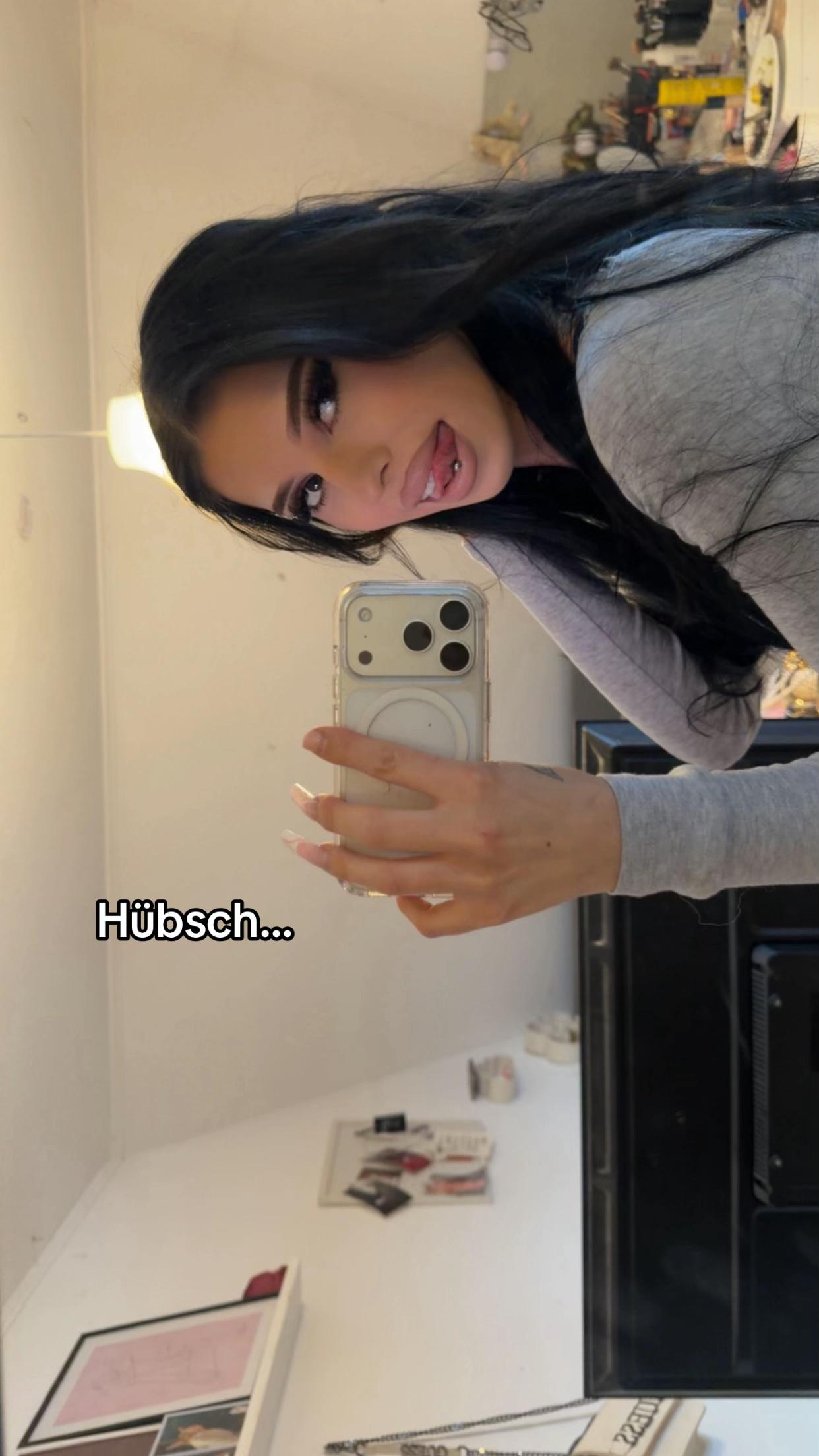@🤍