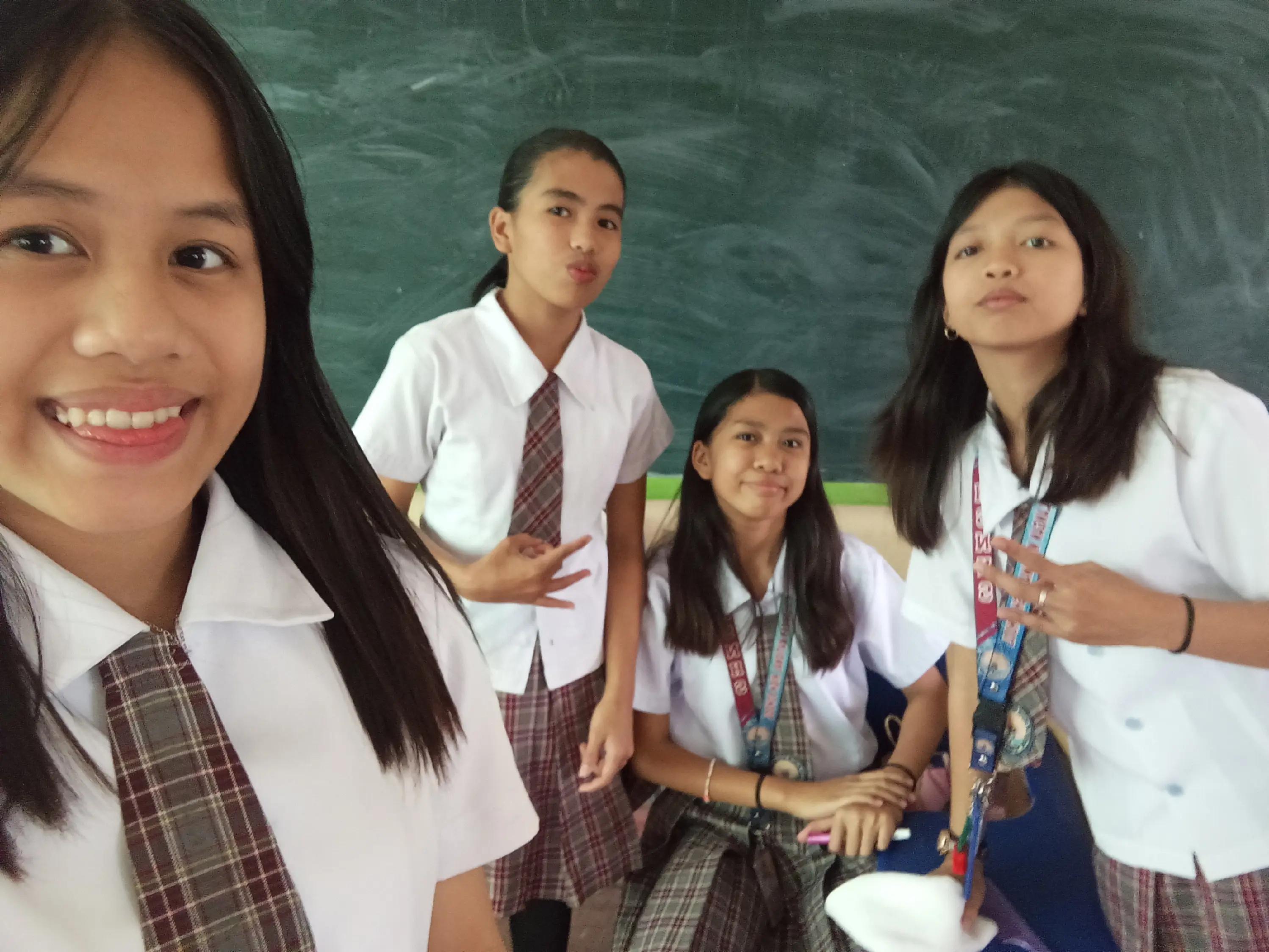 @8 - EMERALD