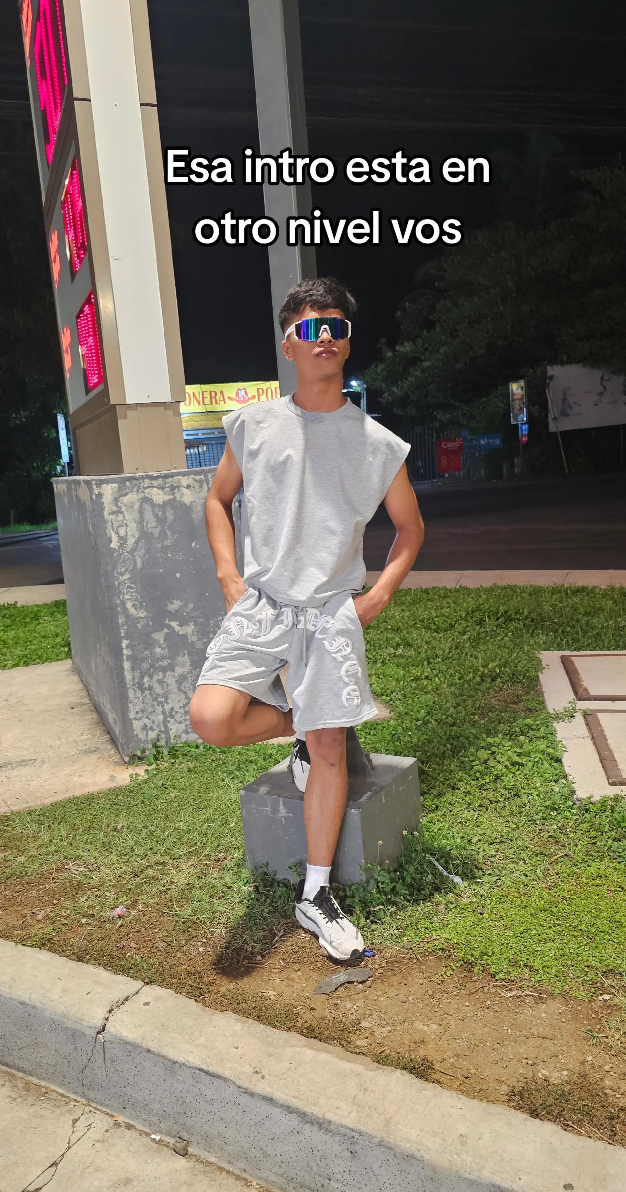 @Moisés Sanchéz