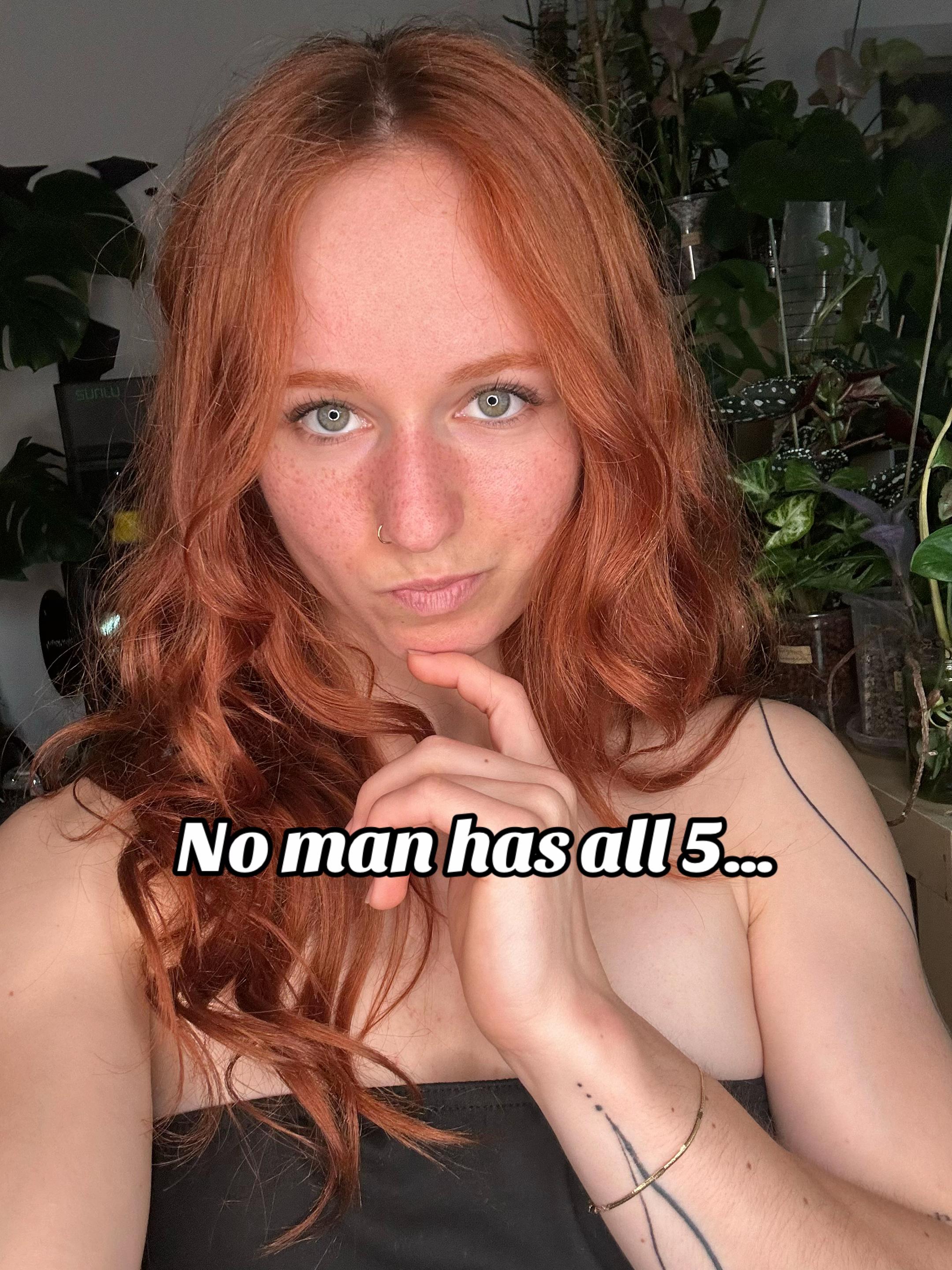 @Elliee