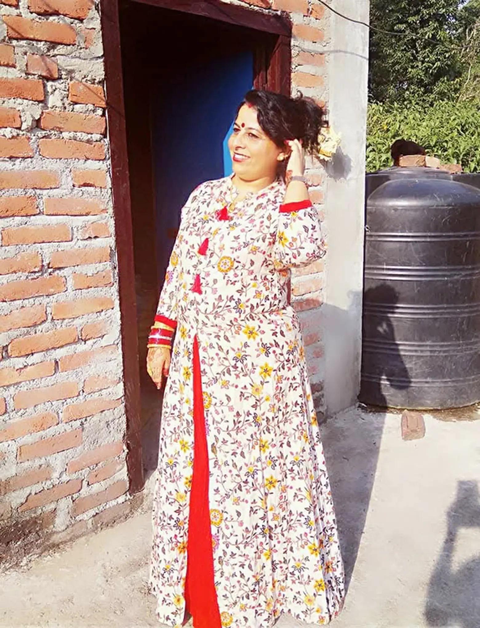 @its- me- juna(स्याङ्जालि चेली)