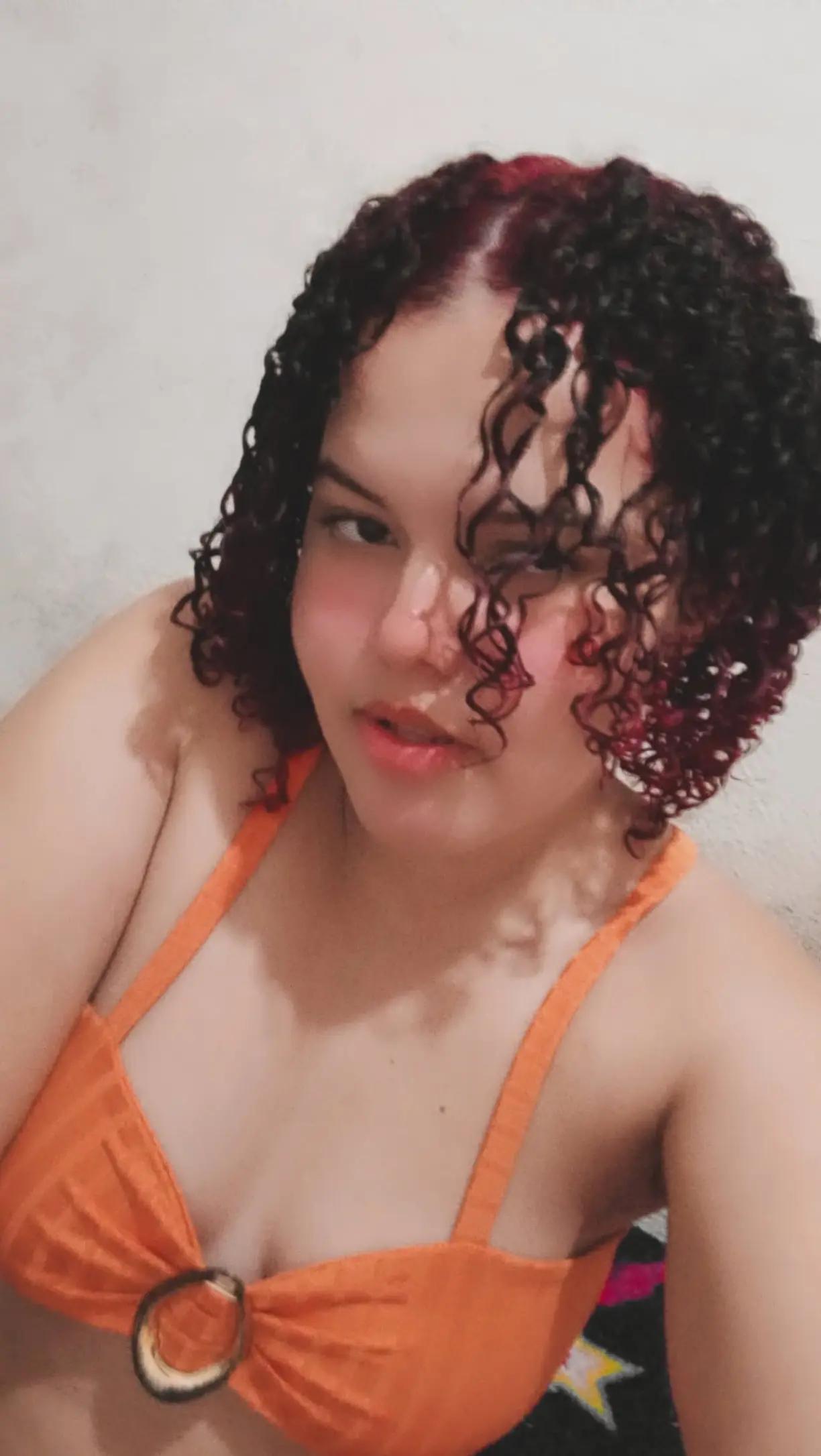 @Emilly Maria