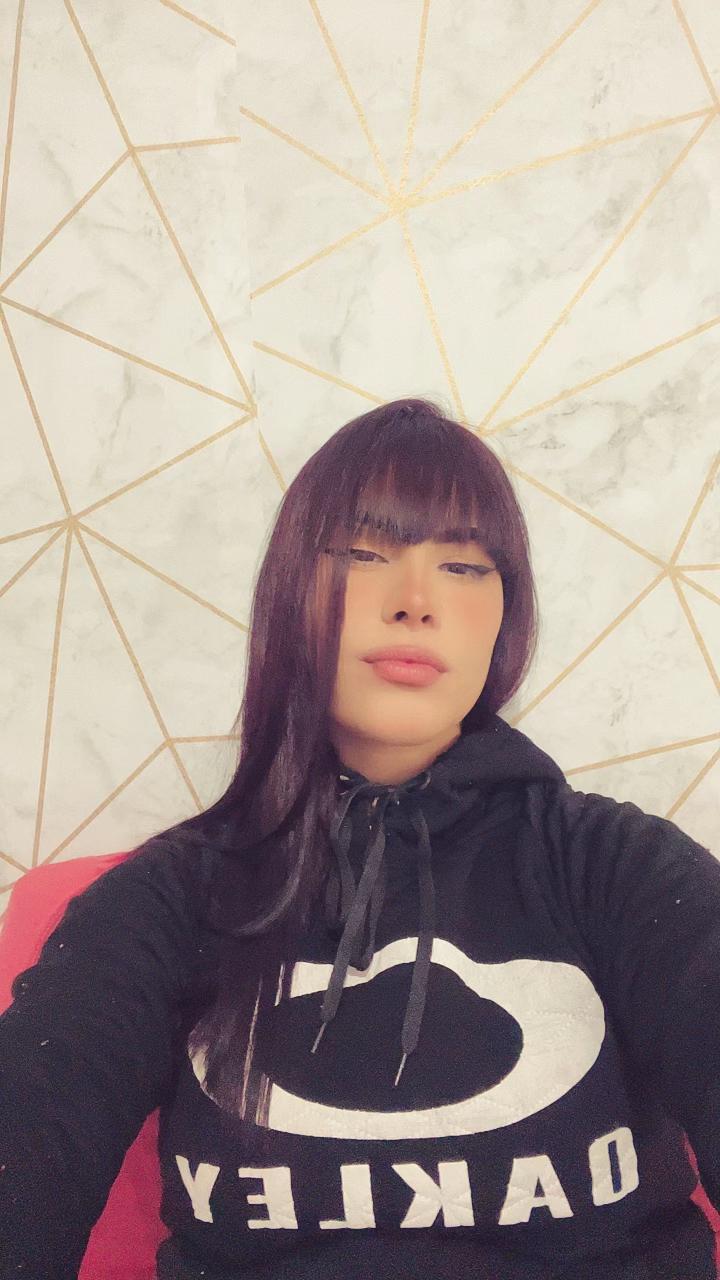 @015_camille
