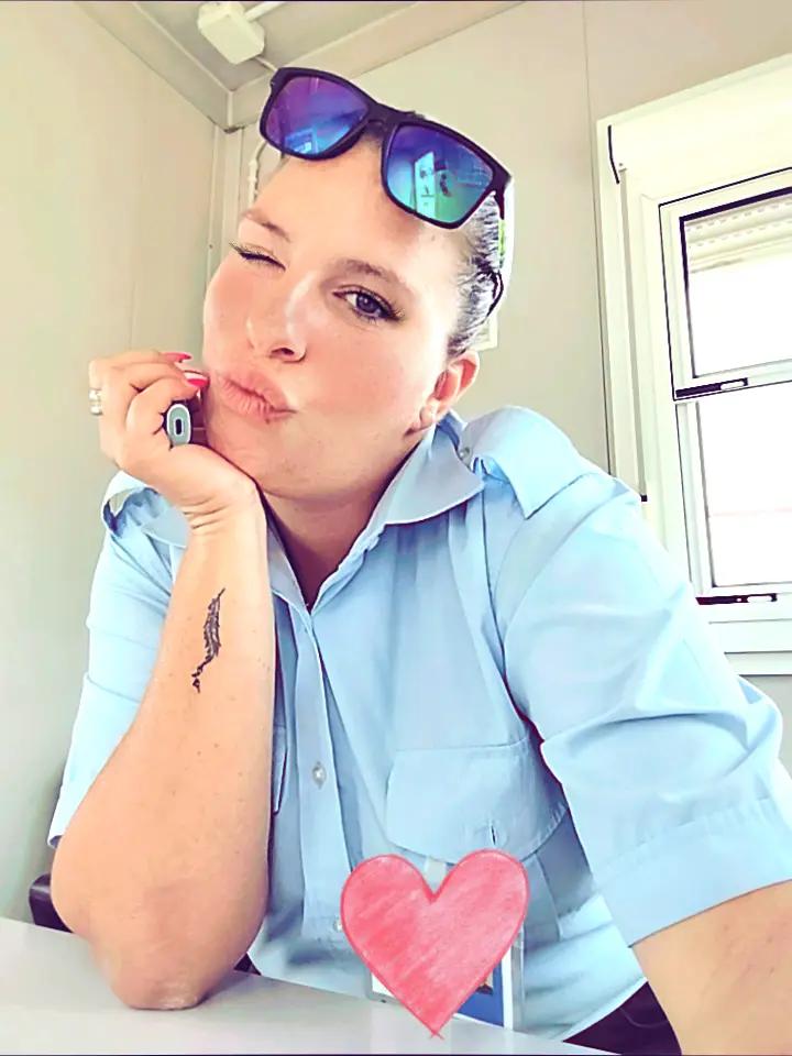 @Angy la bionda