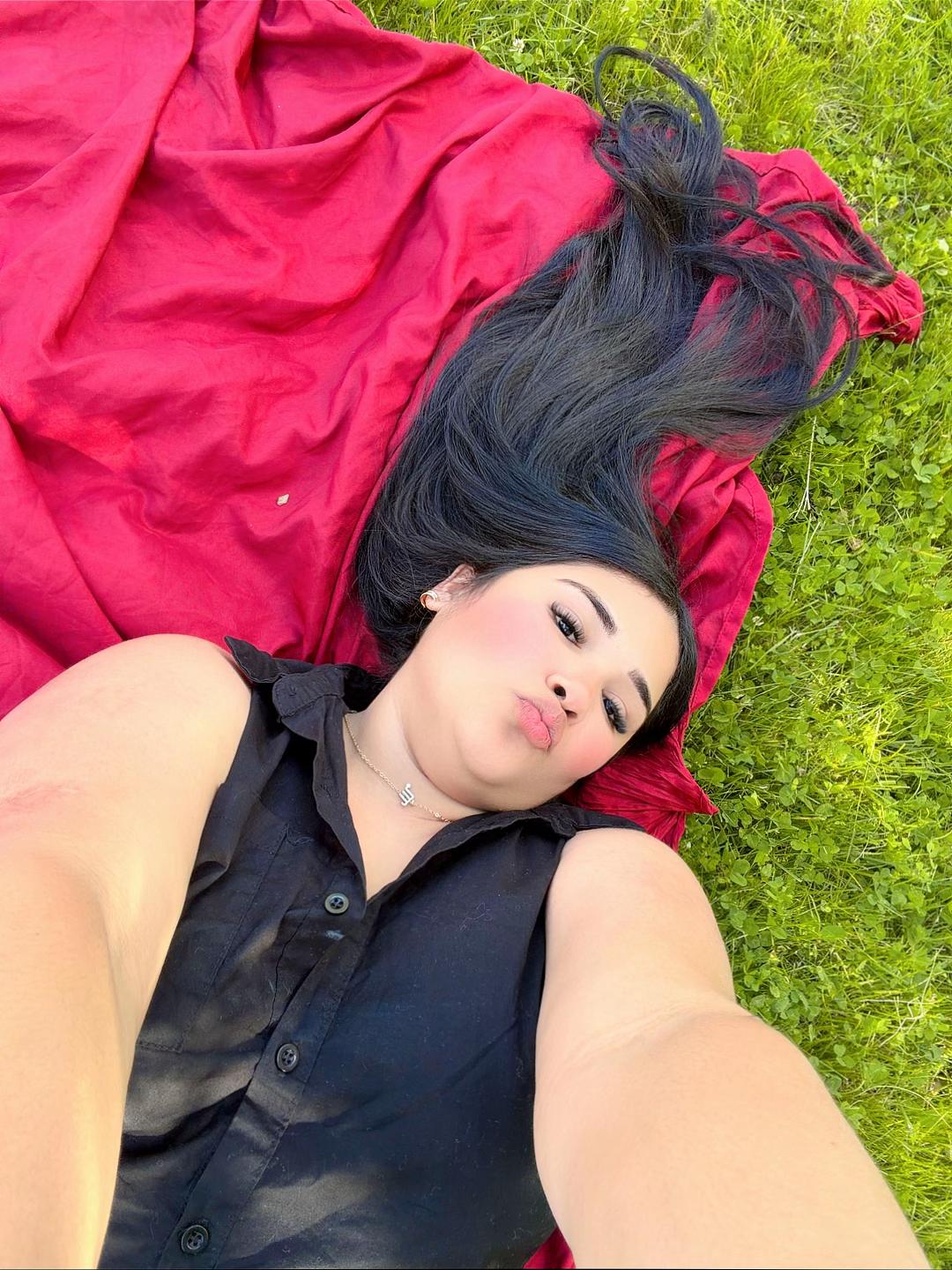 @Mar&iacute;a Montiel