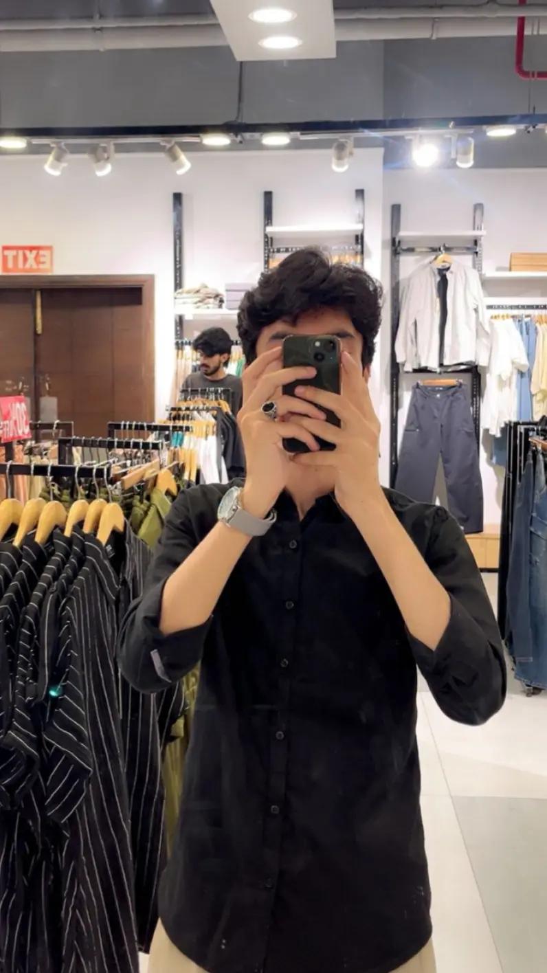 @🫅🏻 𝙎 𝙊 𝙃 𝘼 𝙄 𝙇 🏇🏻