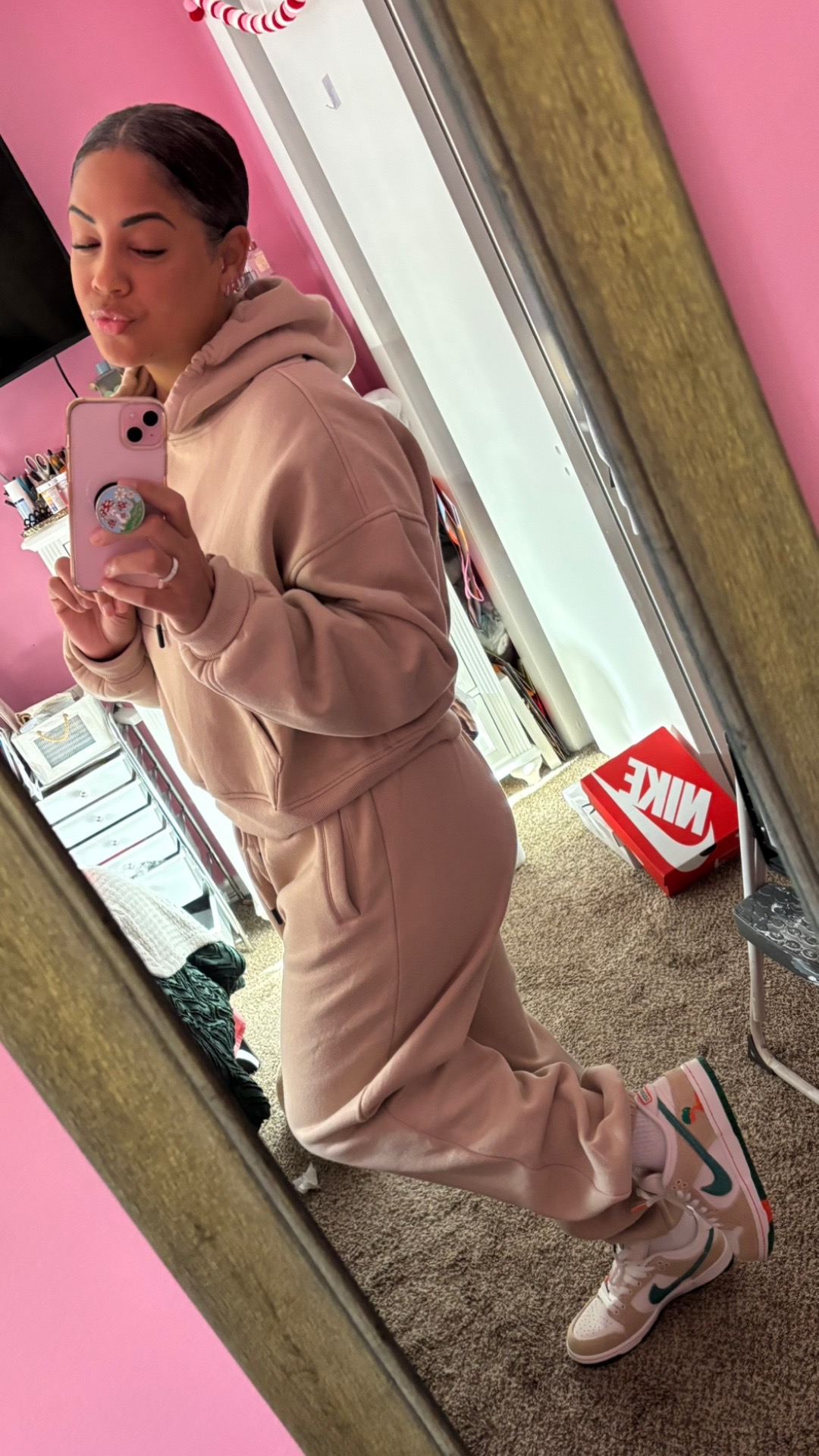 @Mari