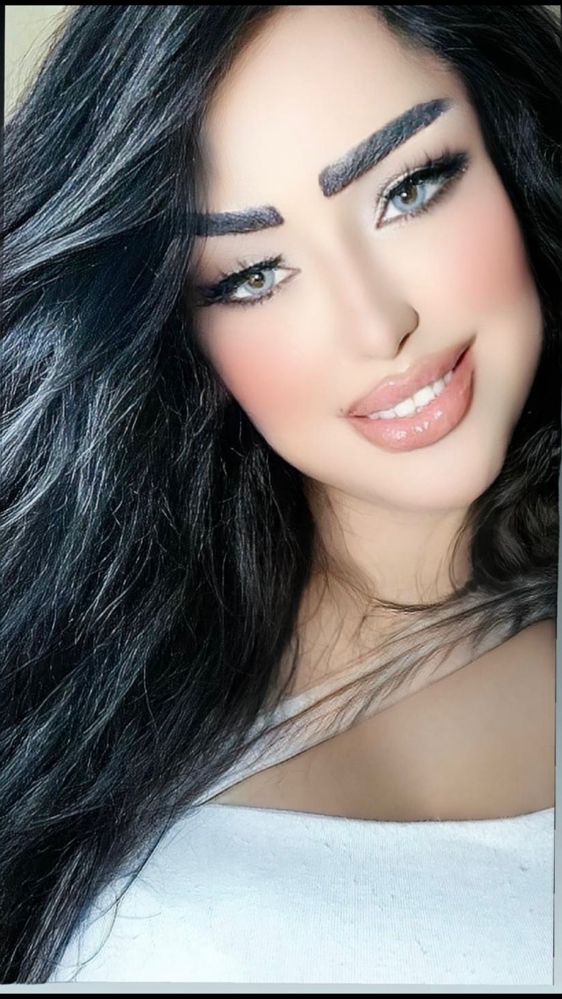 @🦋Lobna Lili 🦋