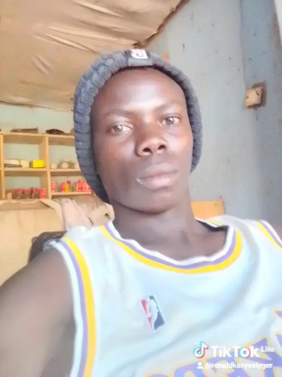 @kanyesiyge. ronald