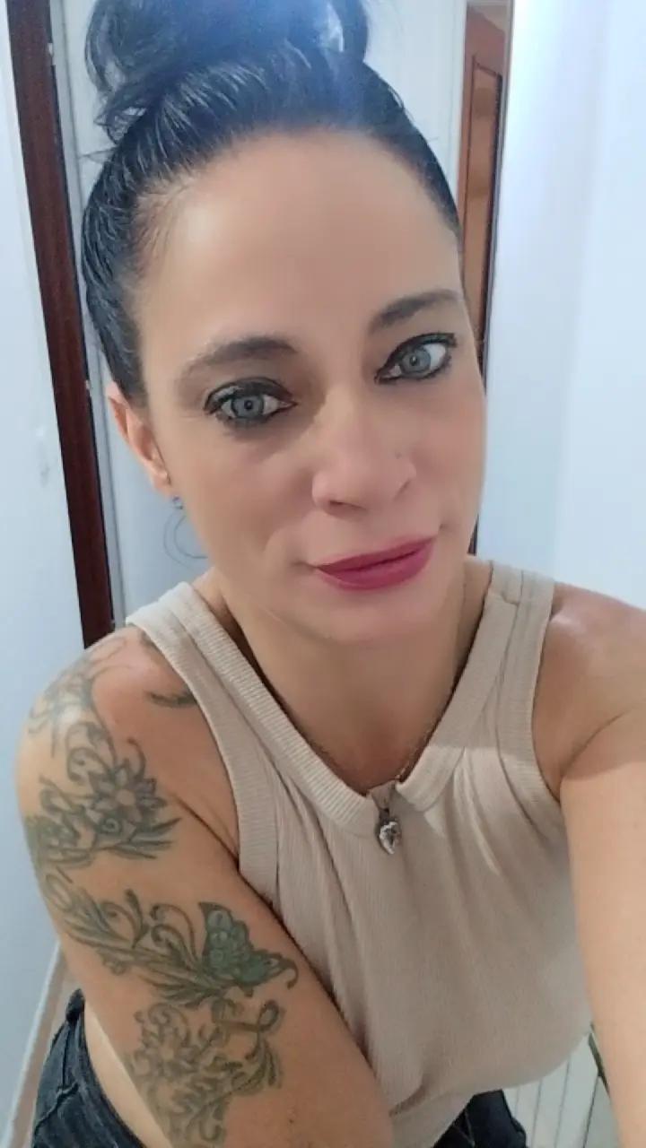 @raquel rojas