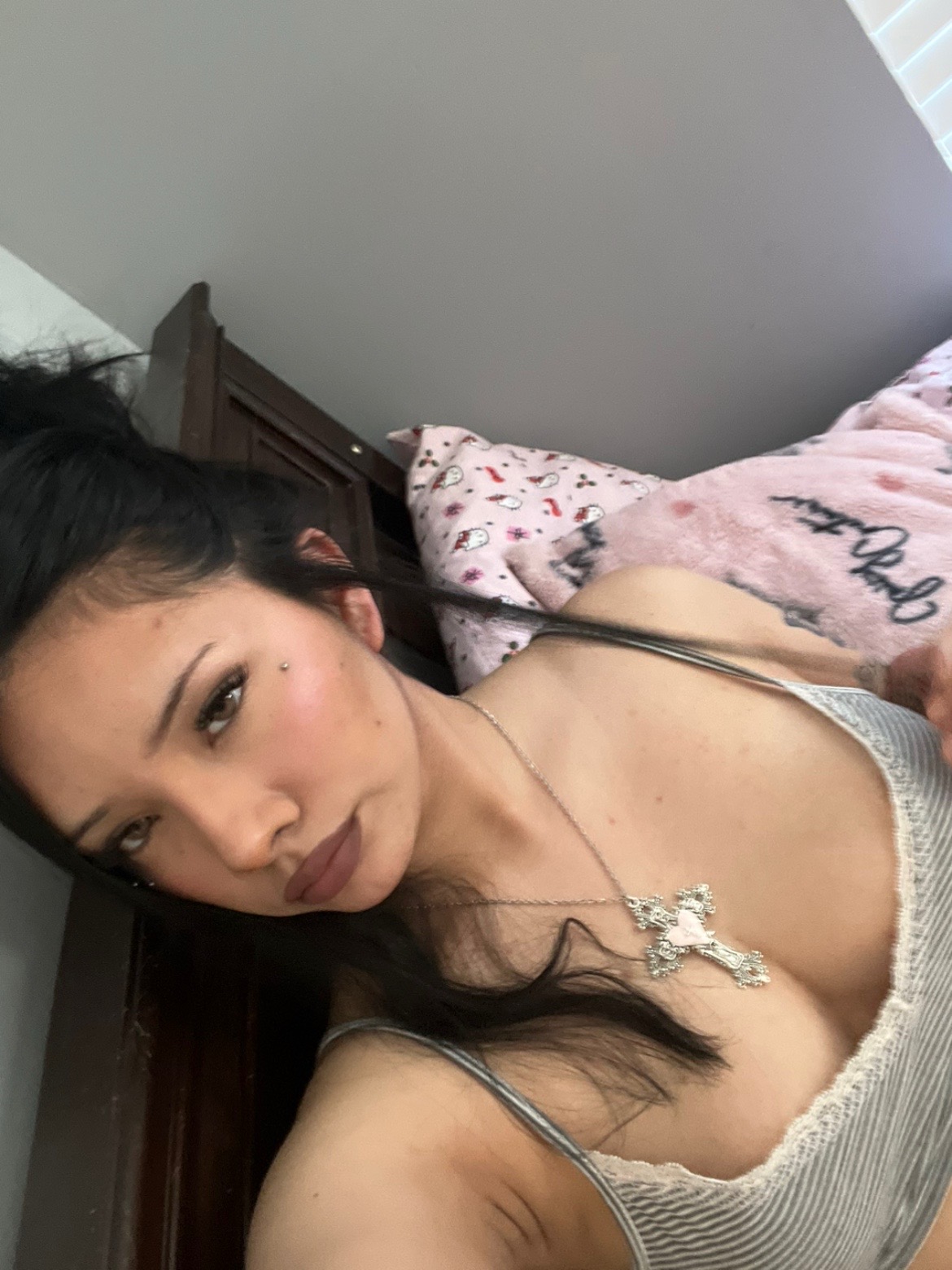 @Shehatesveah