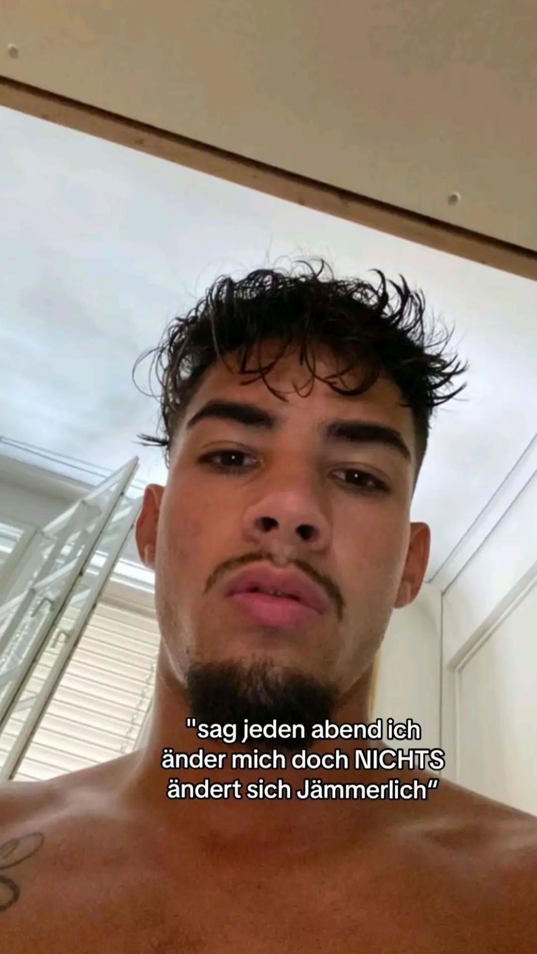 @ー═┳デ ︻ 𝕾&aacute;𝖗𝖆 ︻ デ┳═ー