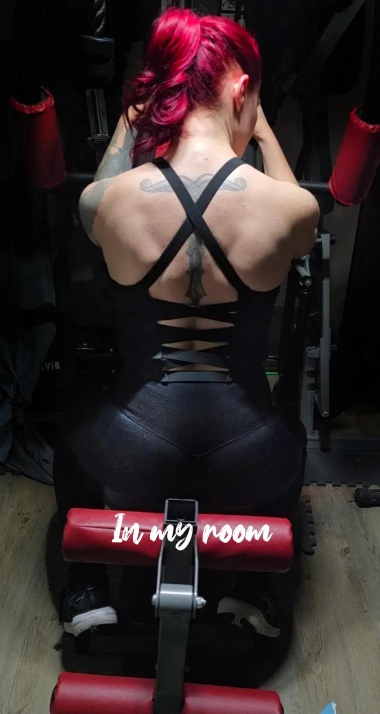 @🐝💪Kati Barbella