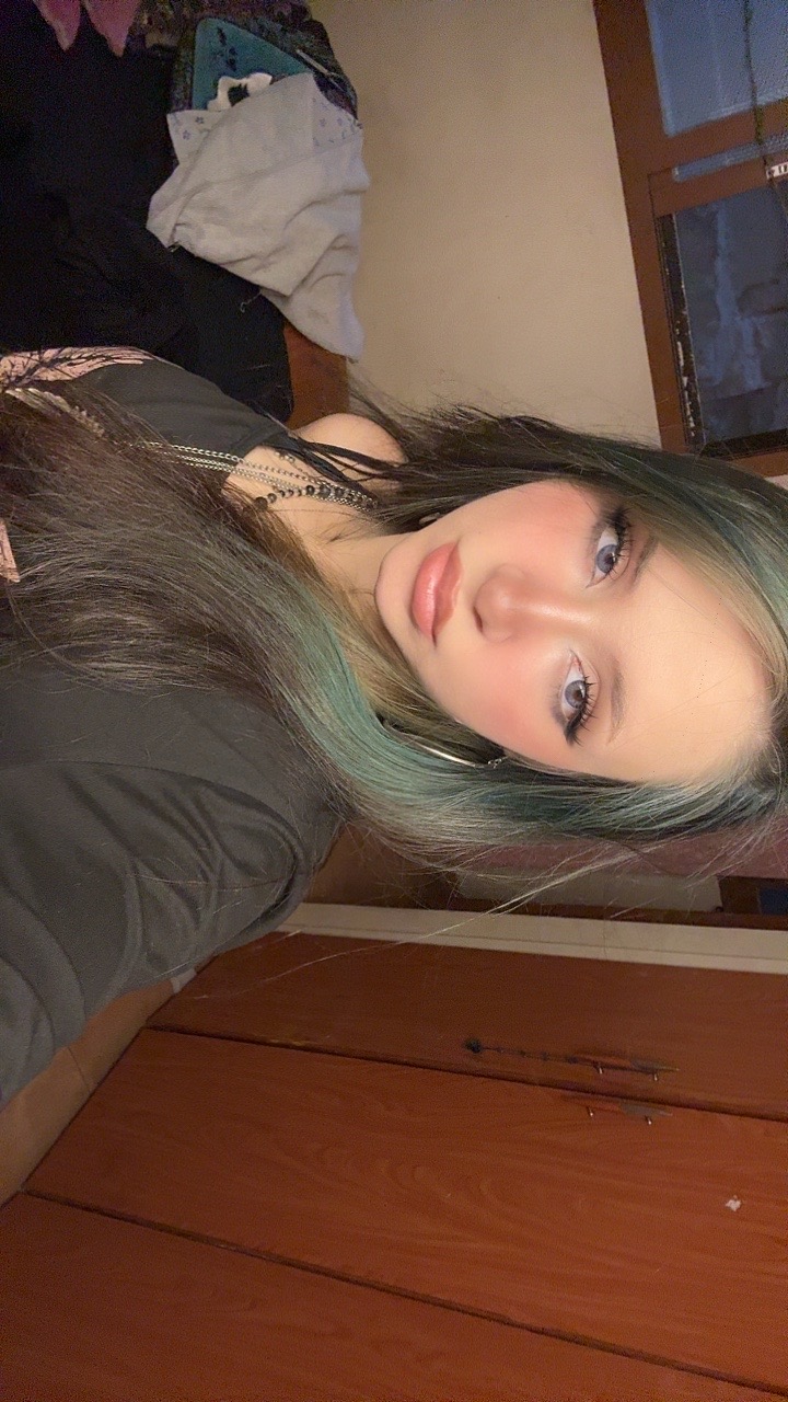 @𝐌𝐚𝐫𝐨:☆