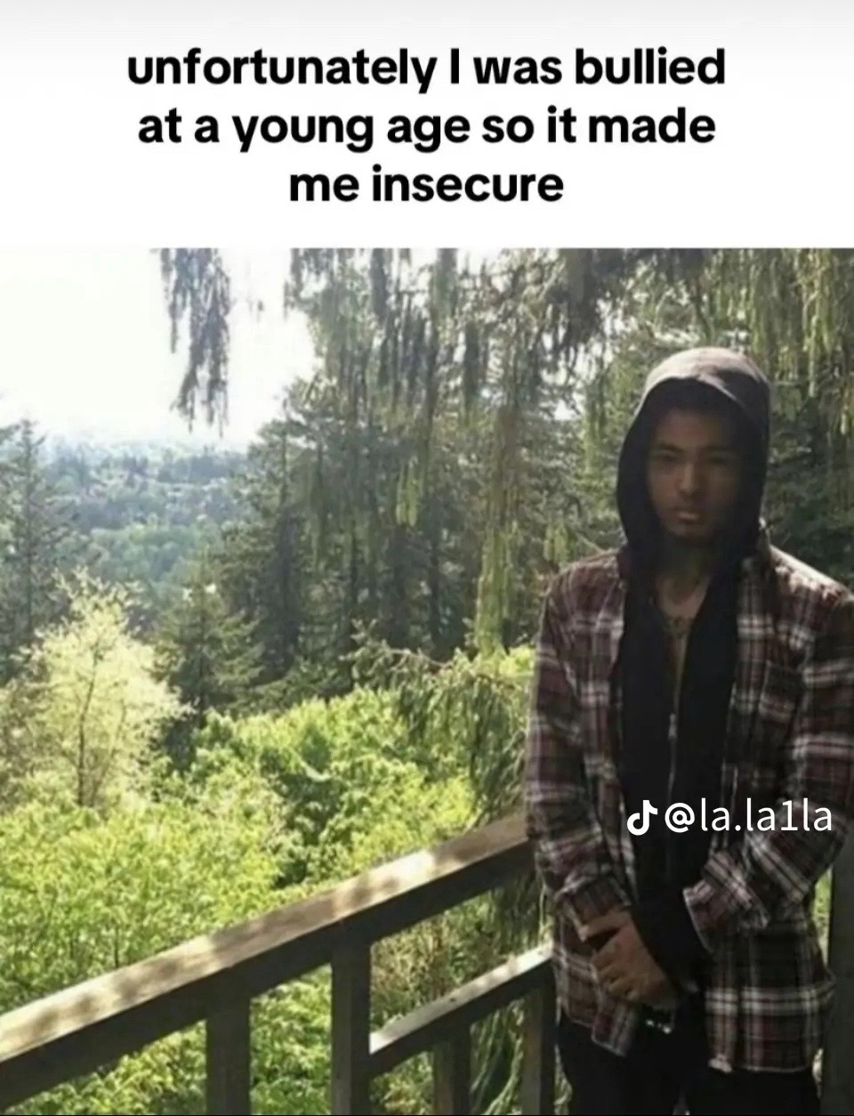 @￶