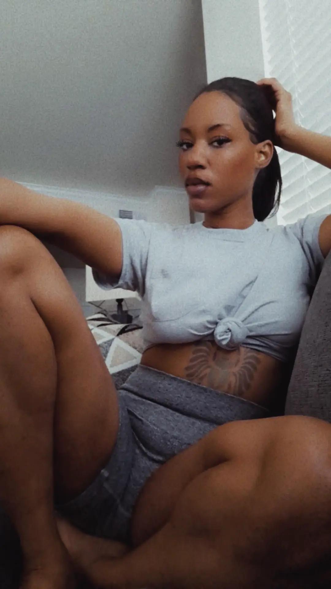 @🗽🇦🇬✨️Nicole Endor✨️🇯🇲🗽