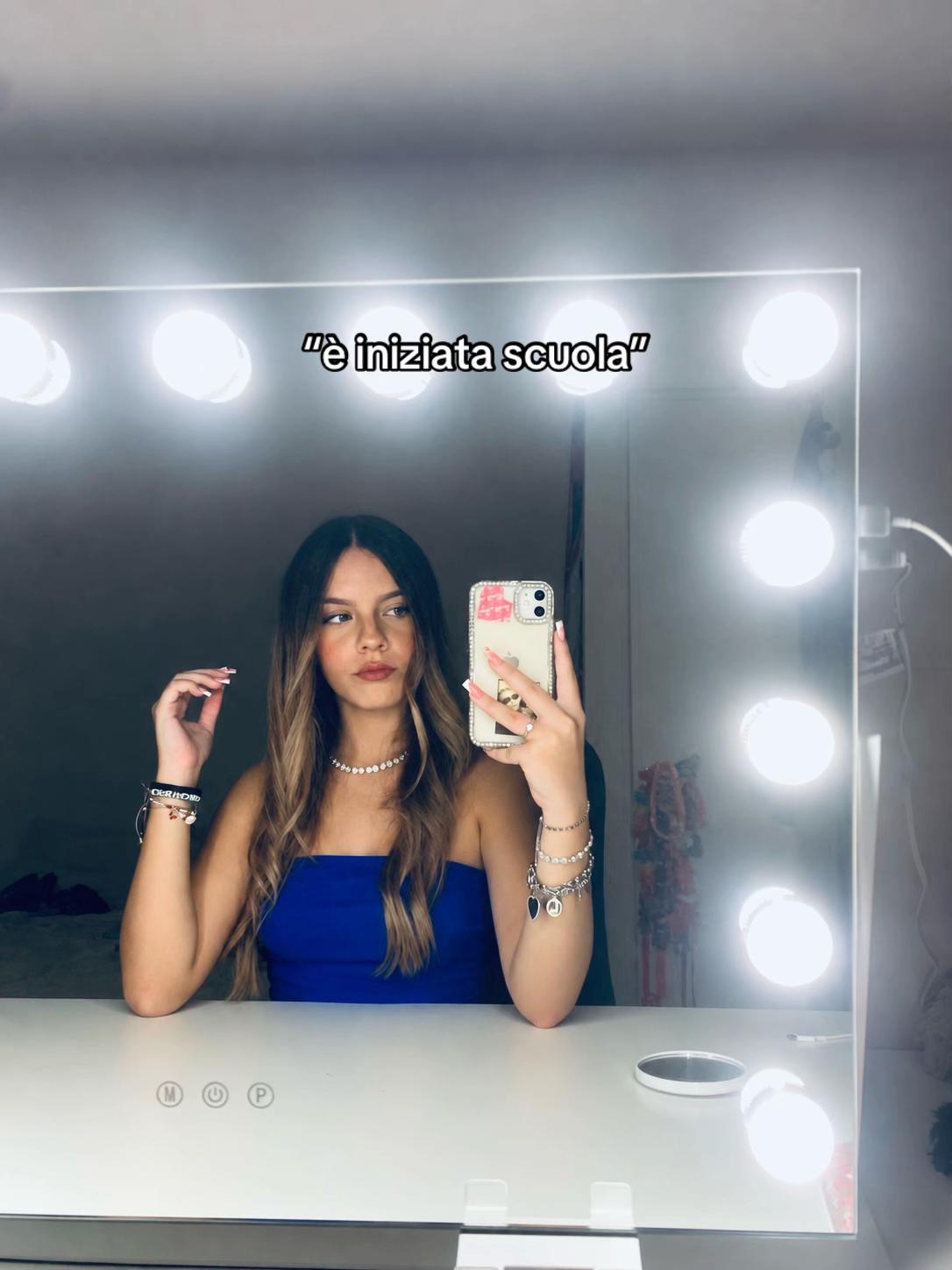 @Lara🇺🇸🇮🇹