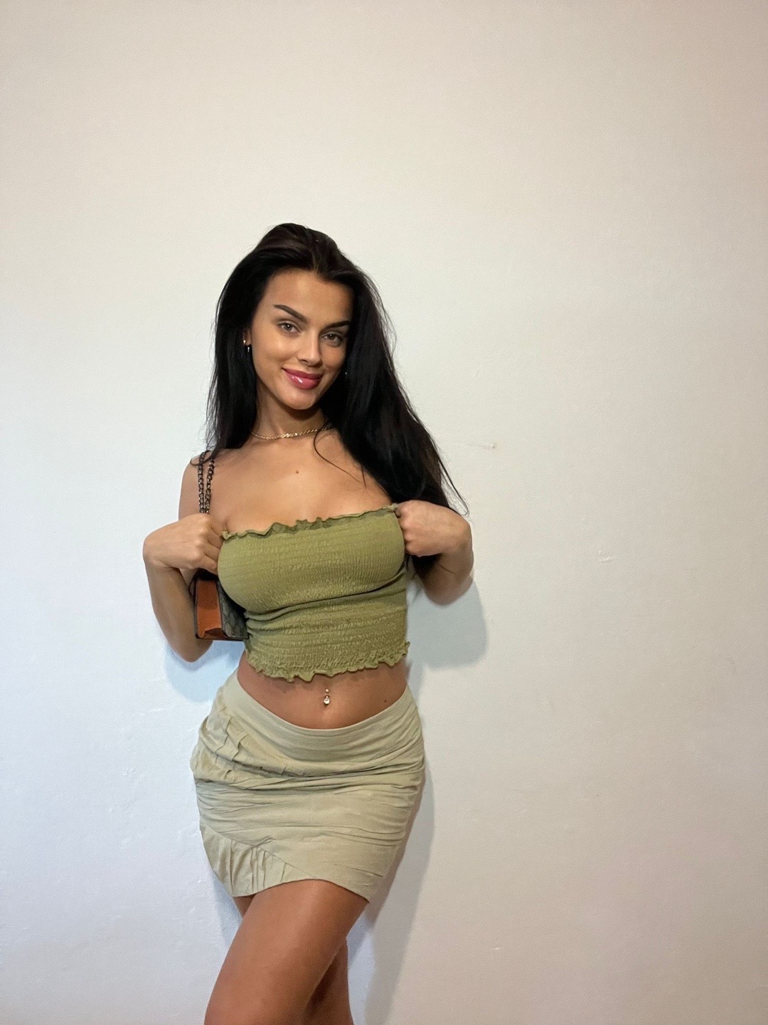 @Dona_Hoxhaa