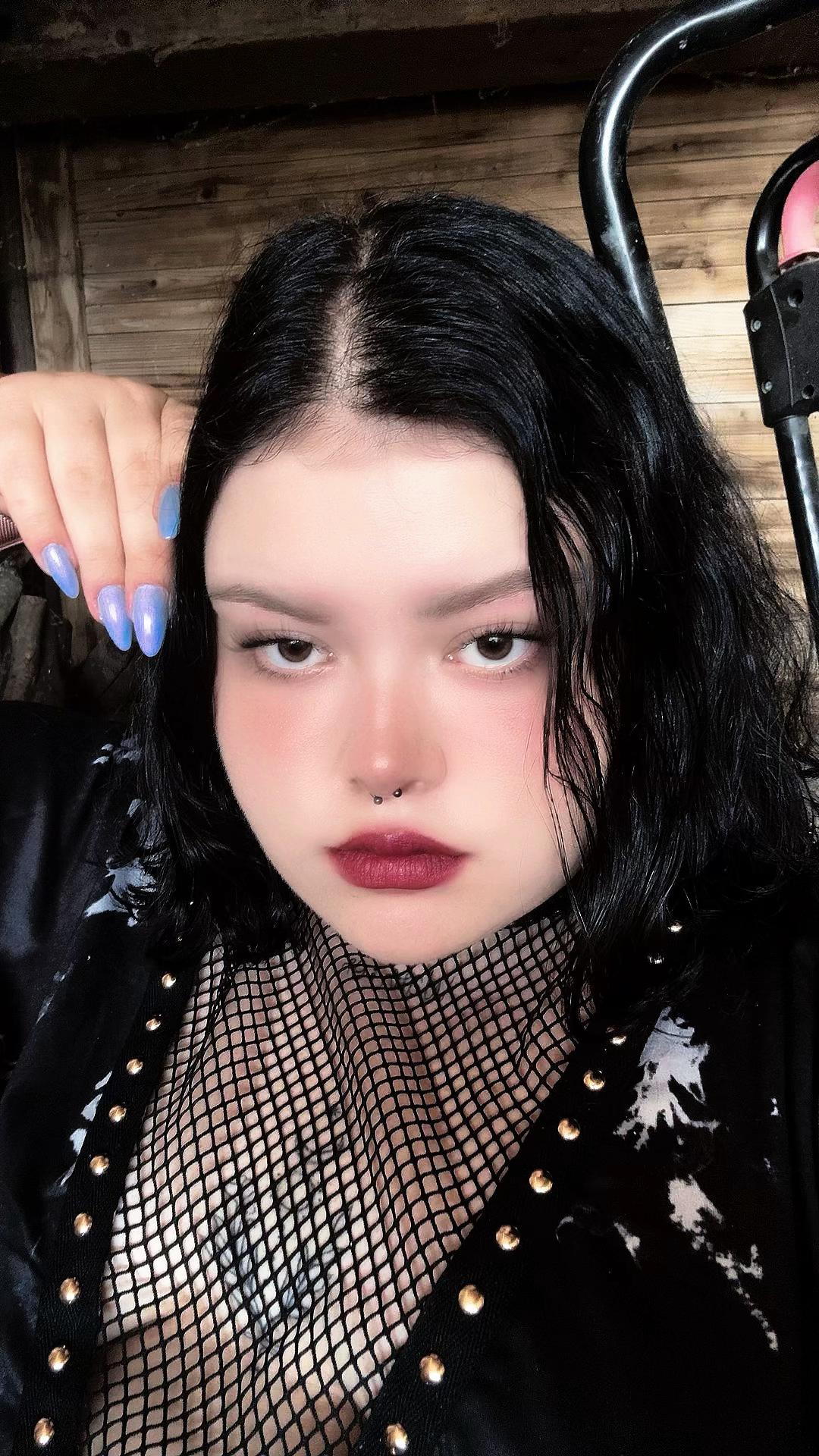 @E🖤