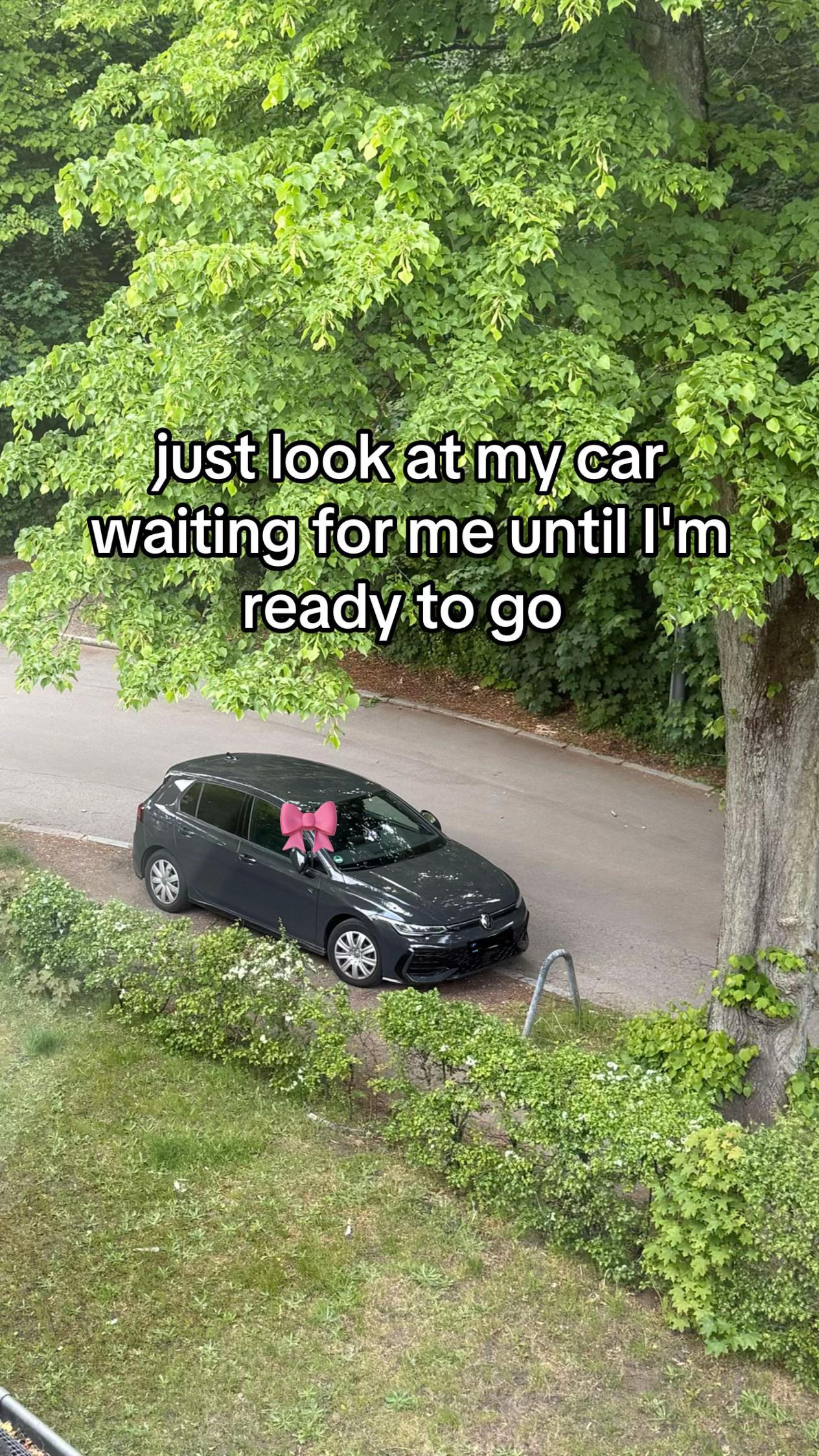 @𝔰𝔞𝔯𝔞 𖤐･ﾟ*ೃ