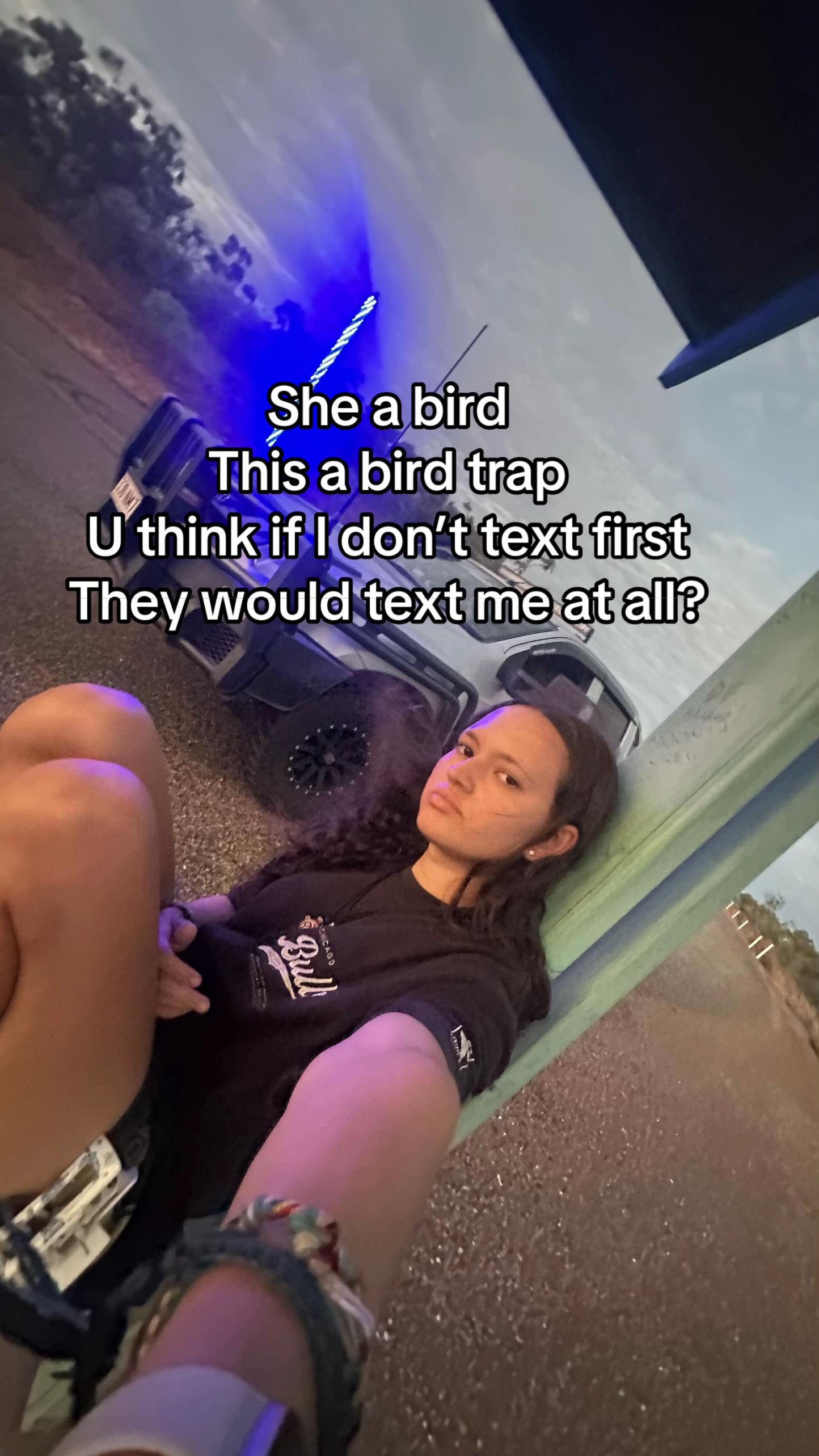 @️