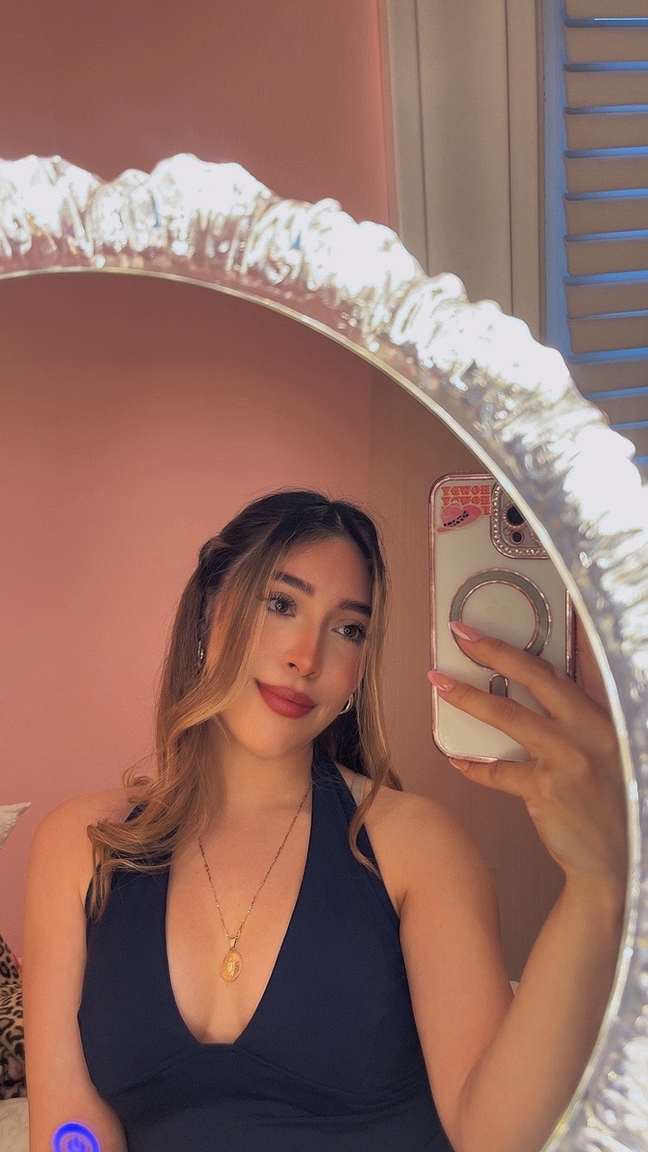 @Jehnni🌻