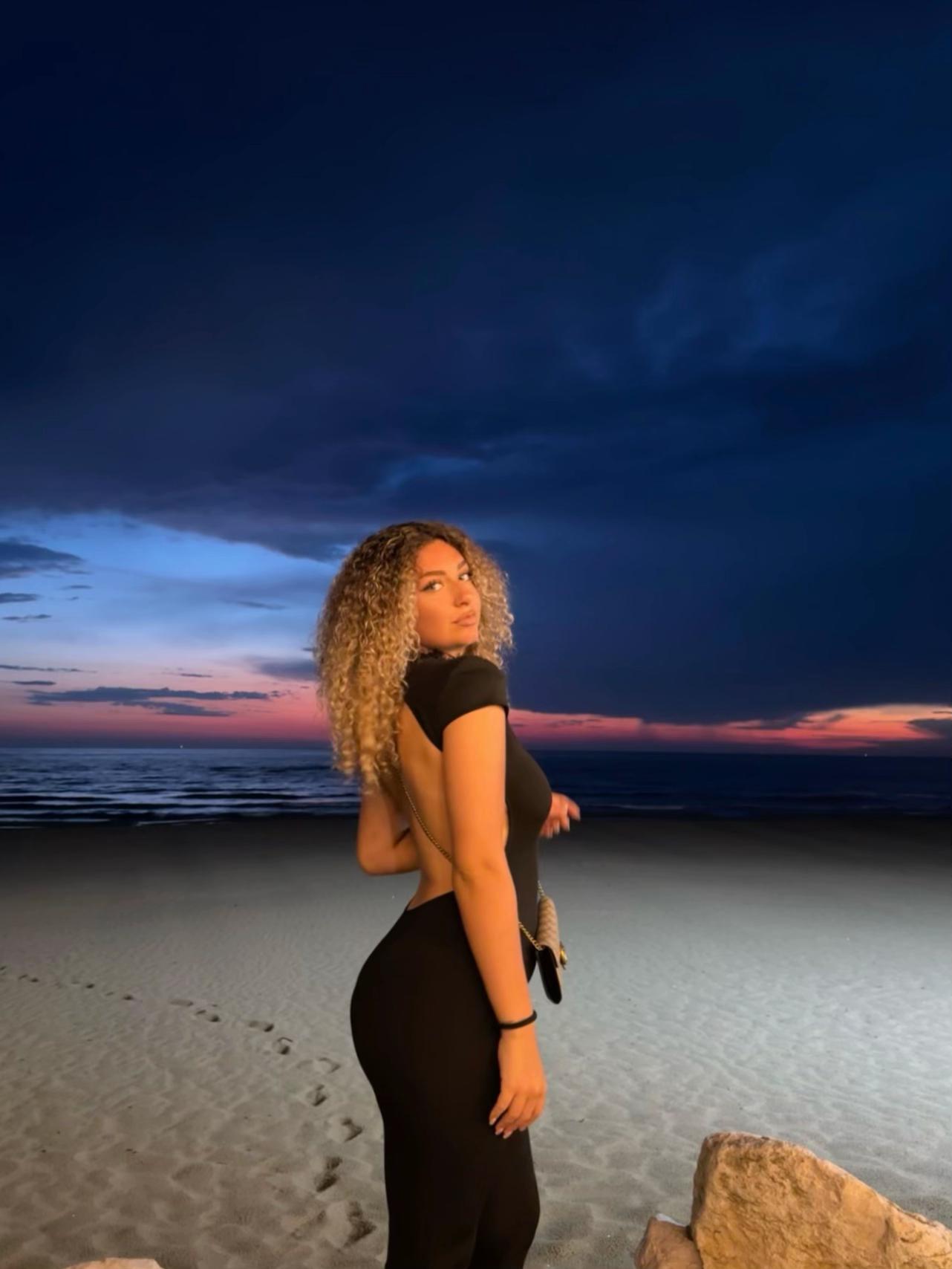 @lì
