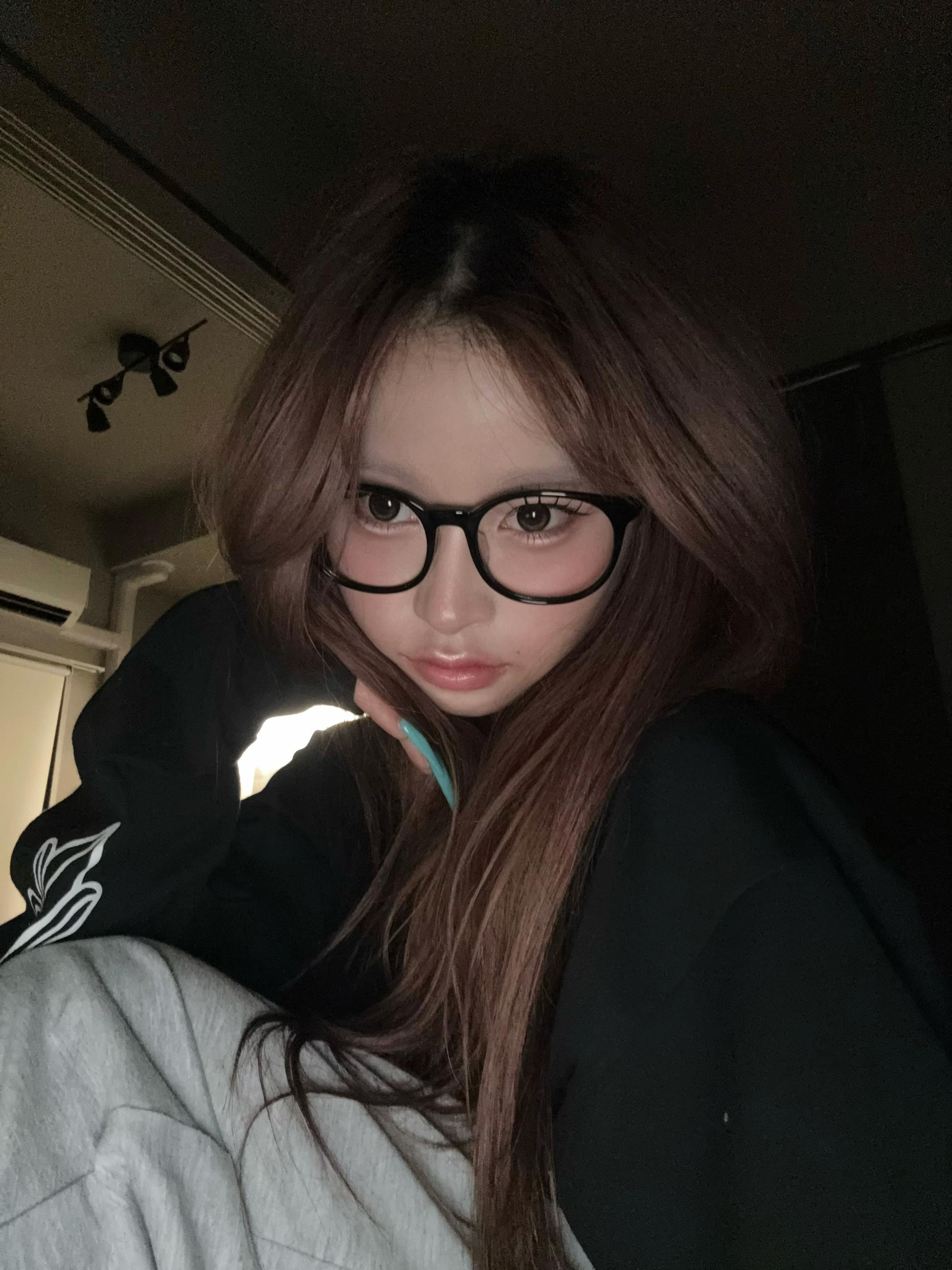 @リ コ