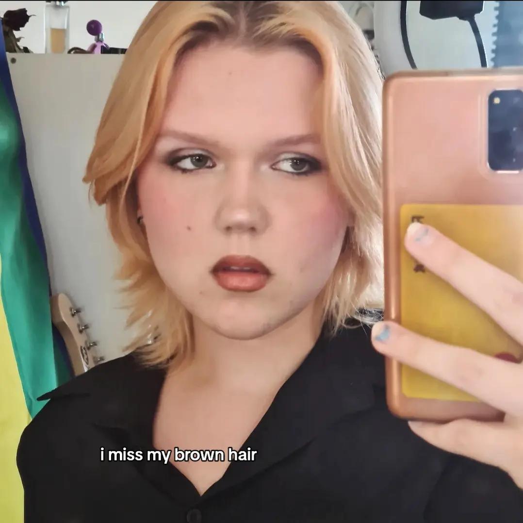 @elina. just elina. @