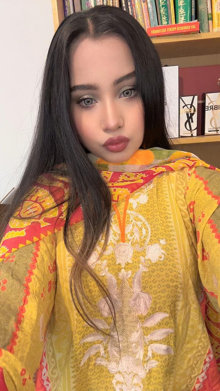 @Eyana Khan