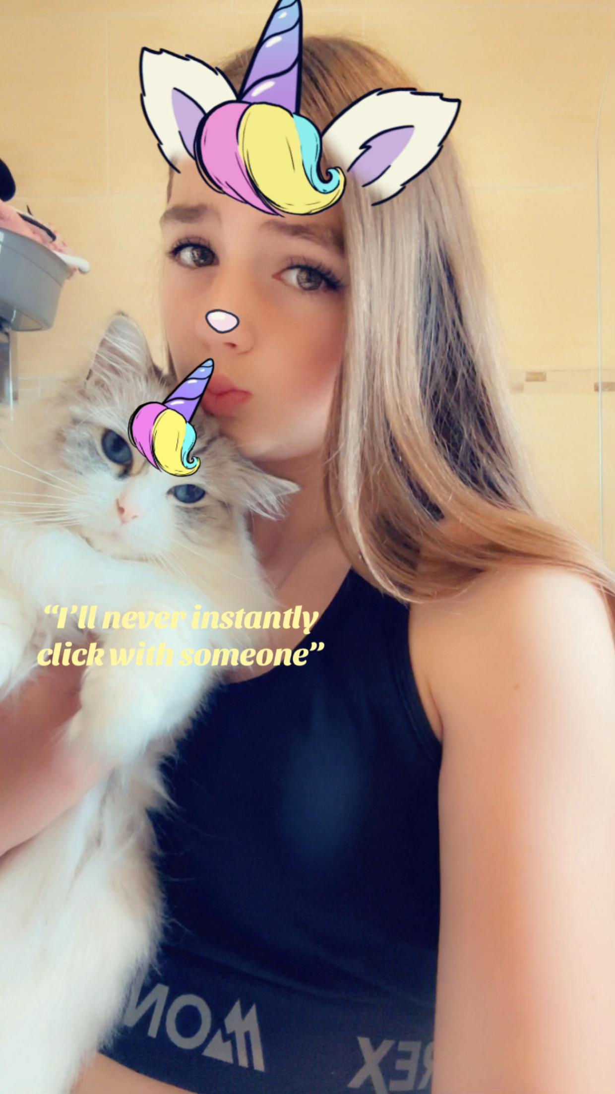 @ℳ𝒾𝒶🤍