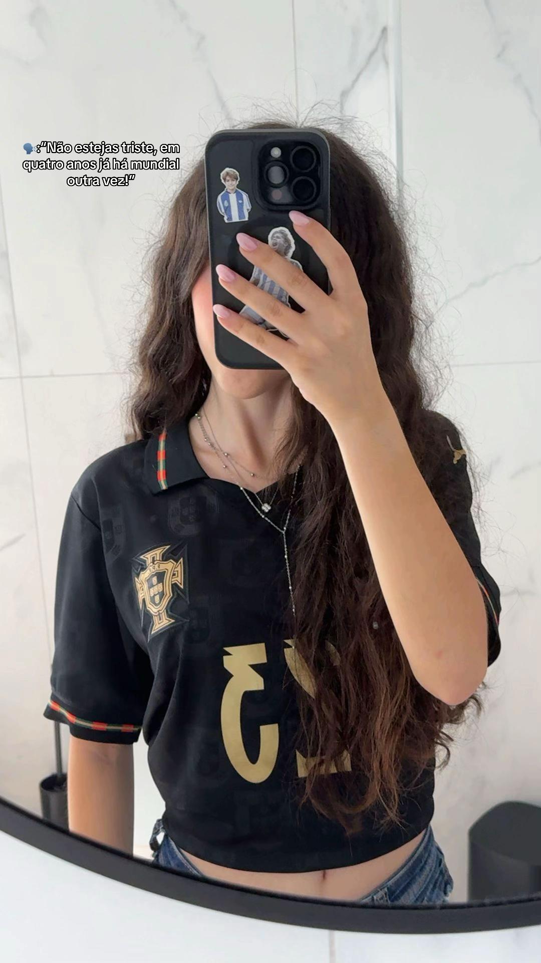 @Adriana