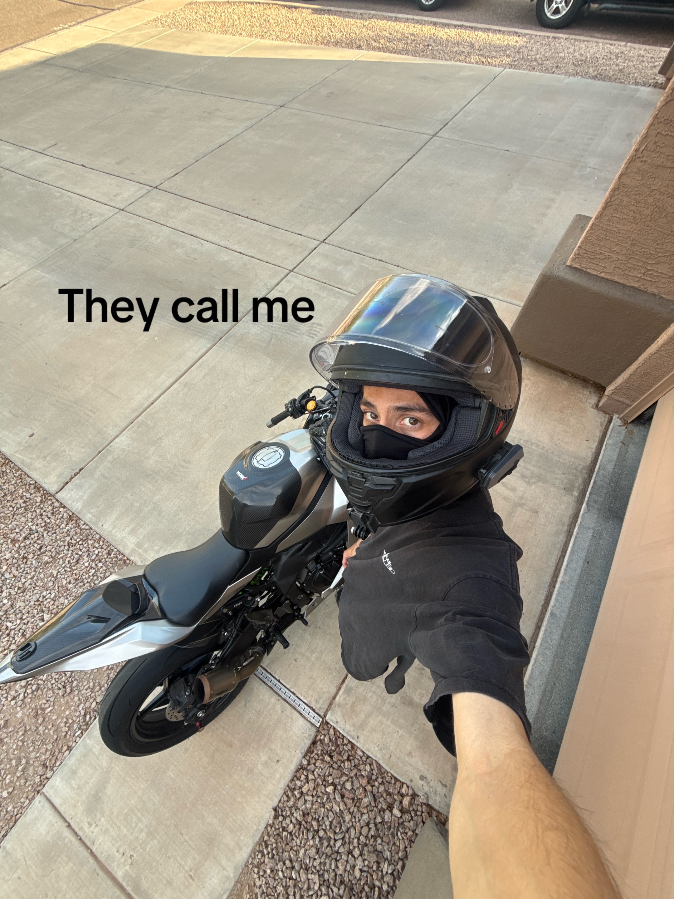 @d