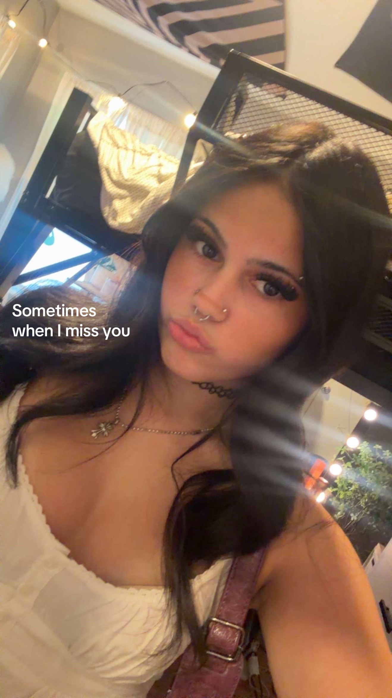 @𝓪𝓿 ✧･ﾟ: *✧･ﾟ:*