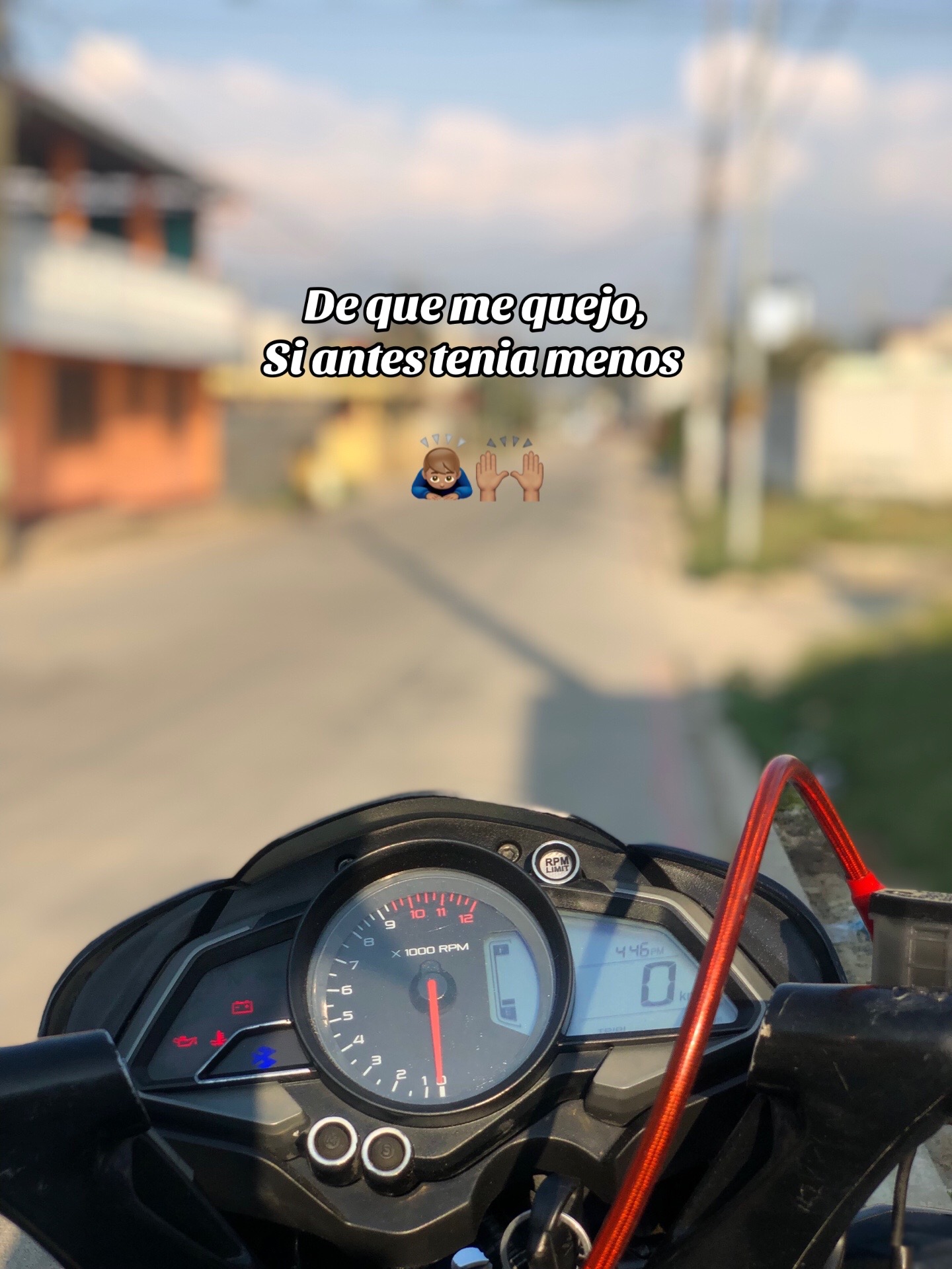 @ꜱ ᴀ ɴ ᴛ ʏ